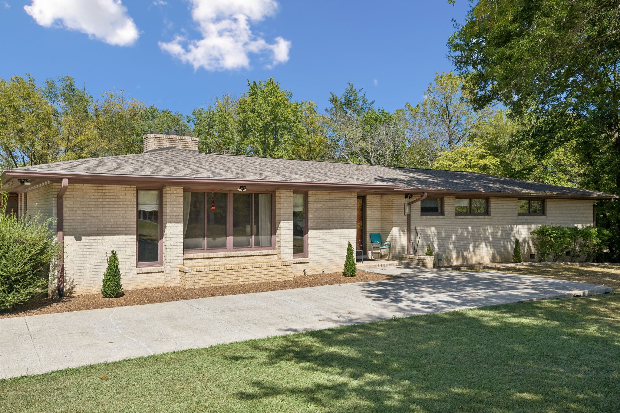 504 N Pawnee Dr Property Photo 4