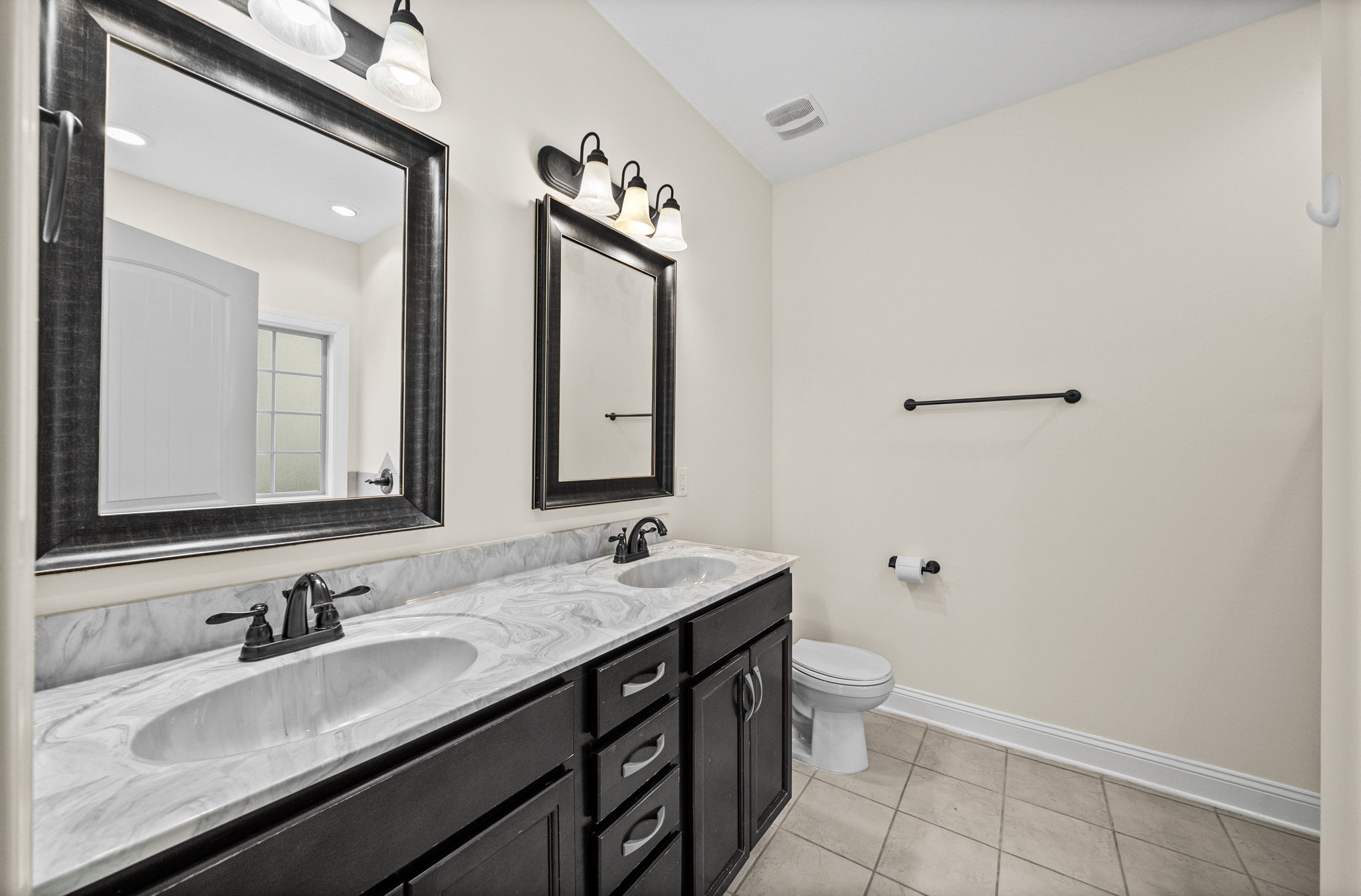 1761 Apache Way Property Photo 18