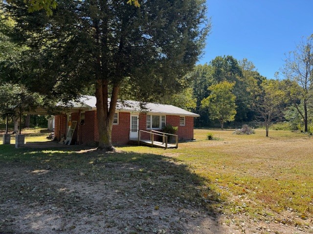 703 Highway 100, W Property Photo 1