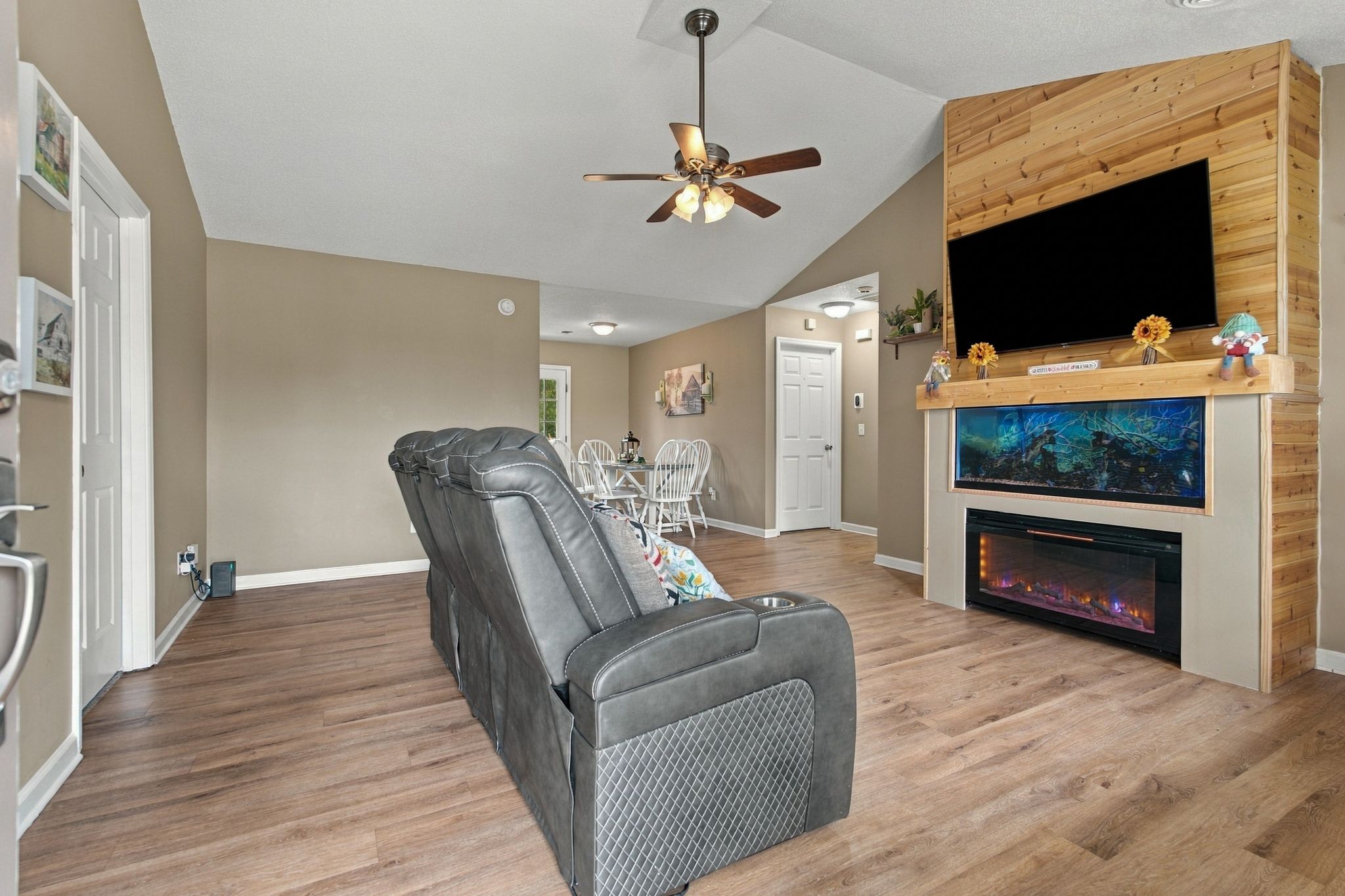 116 Galloway Ct Property Photo 4