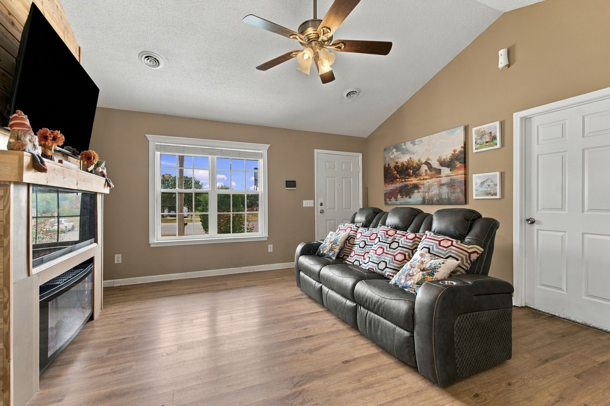 116 Galloway Ct Property Photo 8