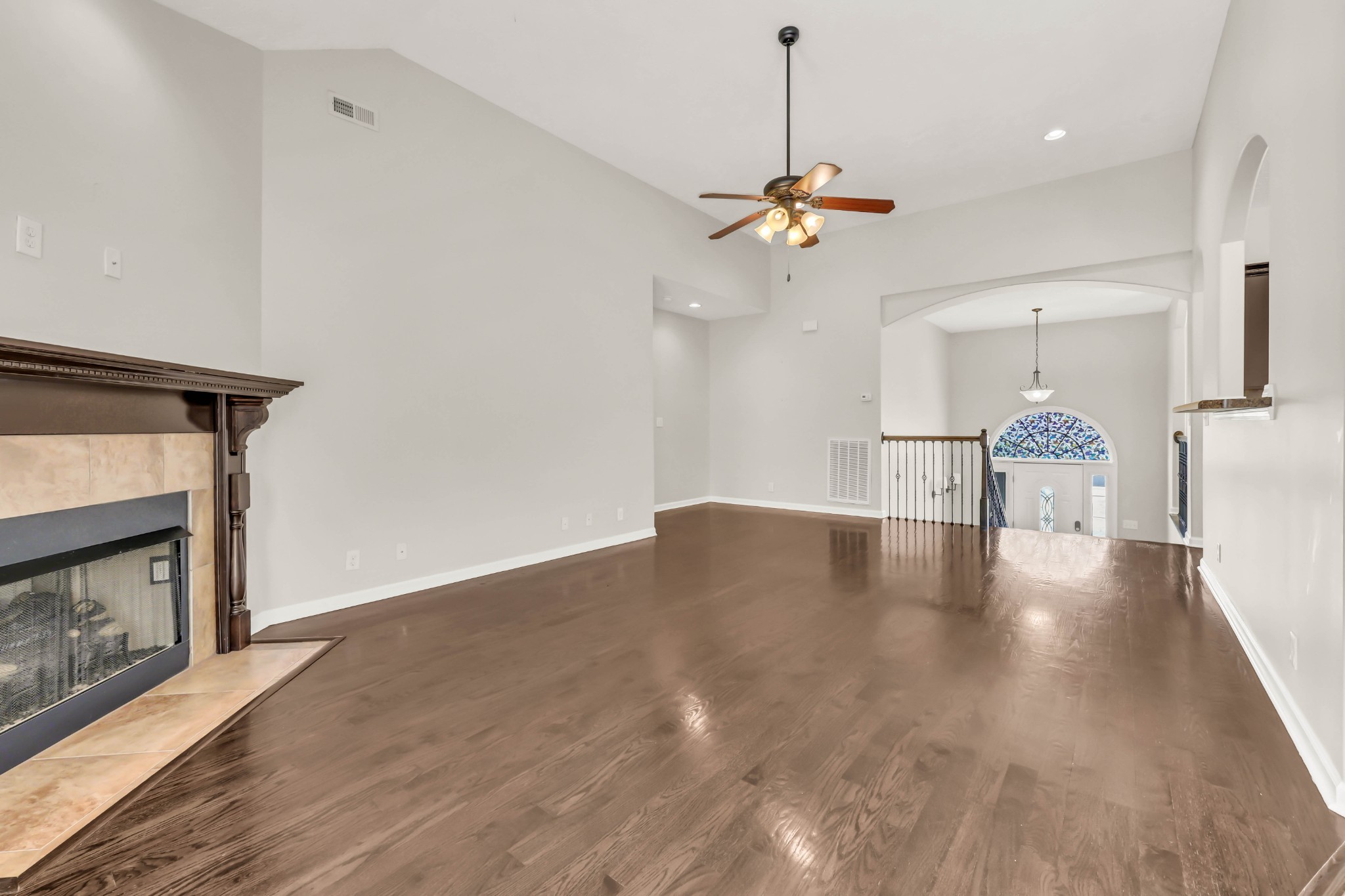 1712 Apache Way Property Photo 5
