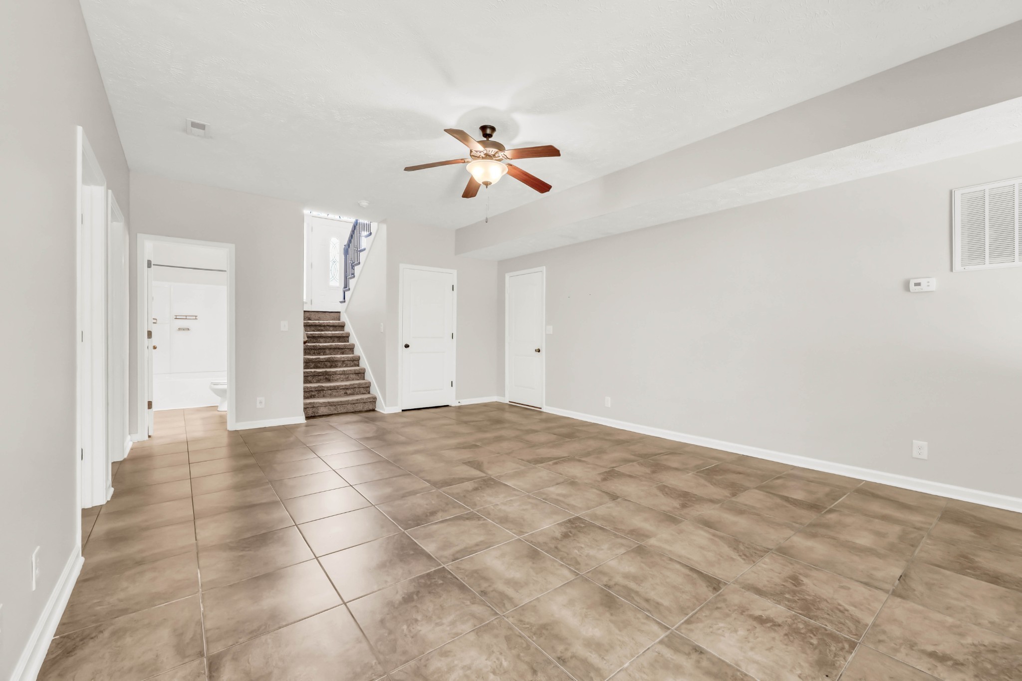 1712 Apache Way Property Photo 27