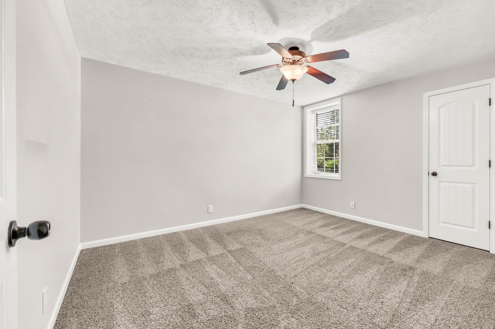 1712 Apache Way Property Photo 29