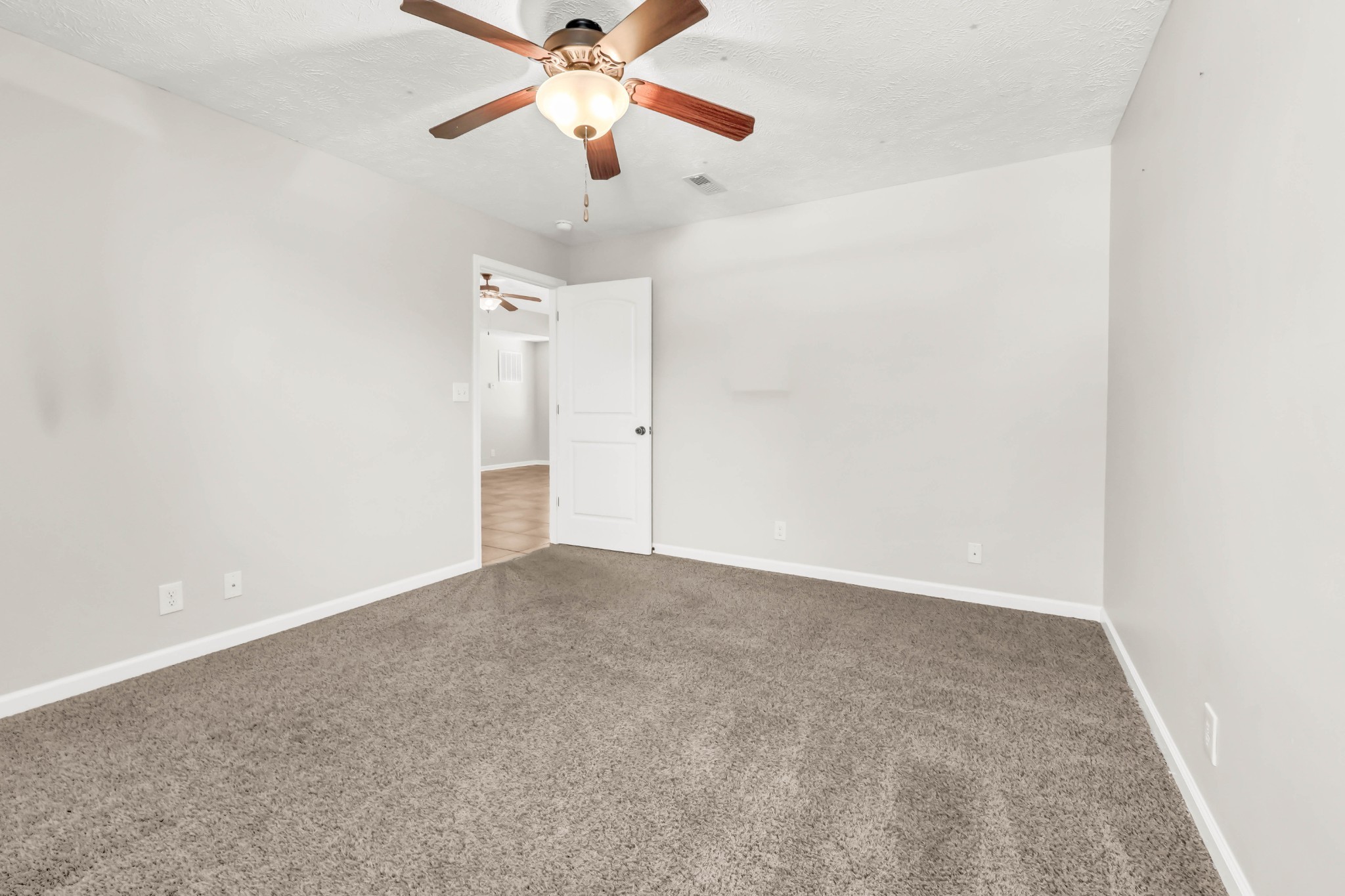 1712 Apache Way Property Photo 30