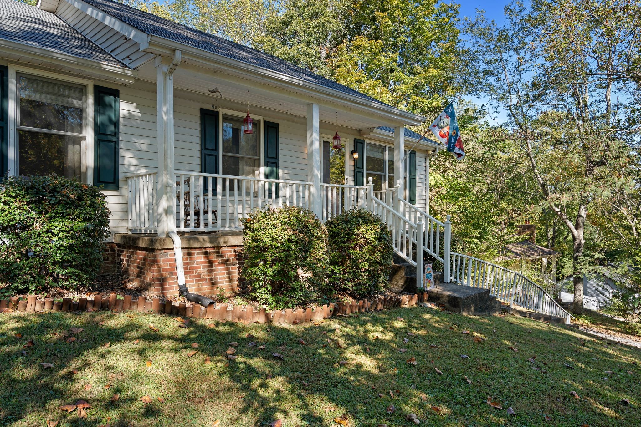 1150 Chapel Hill Cir Property Photo 5
