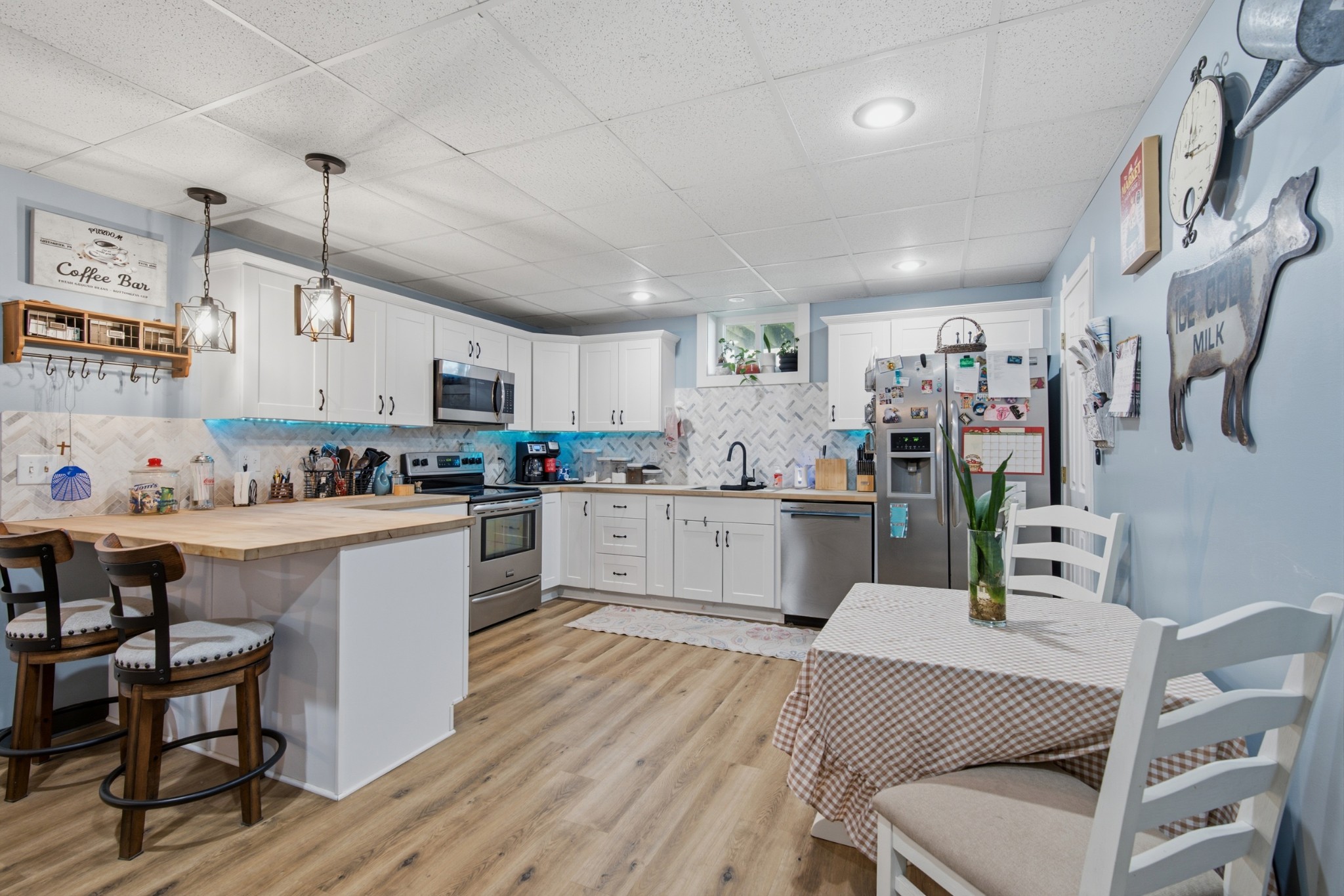 1050 Moncrief Cir Property Photo 6