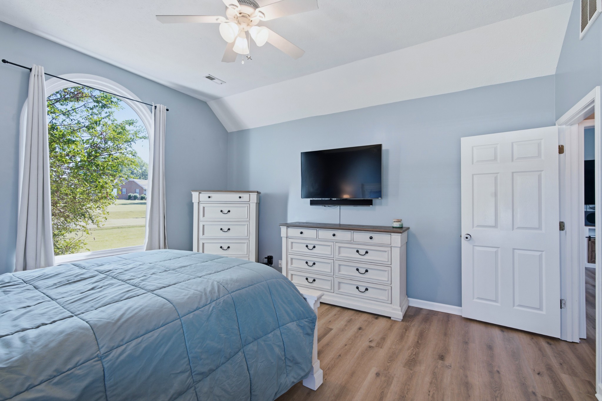 1050 Moncrief Cir Property Photo 23