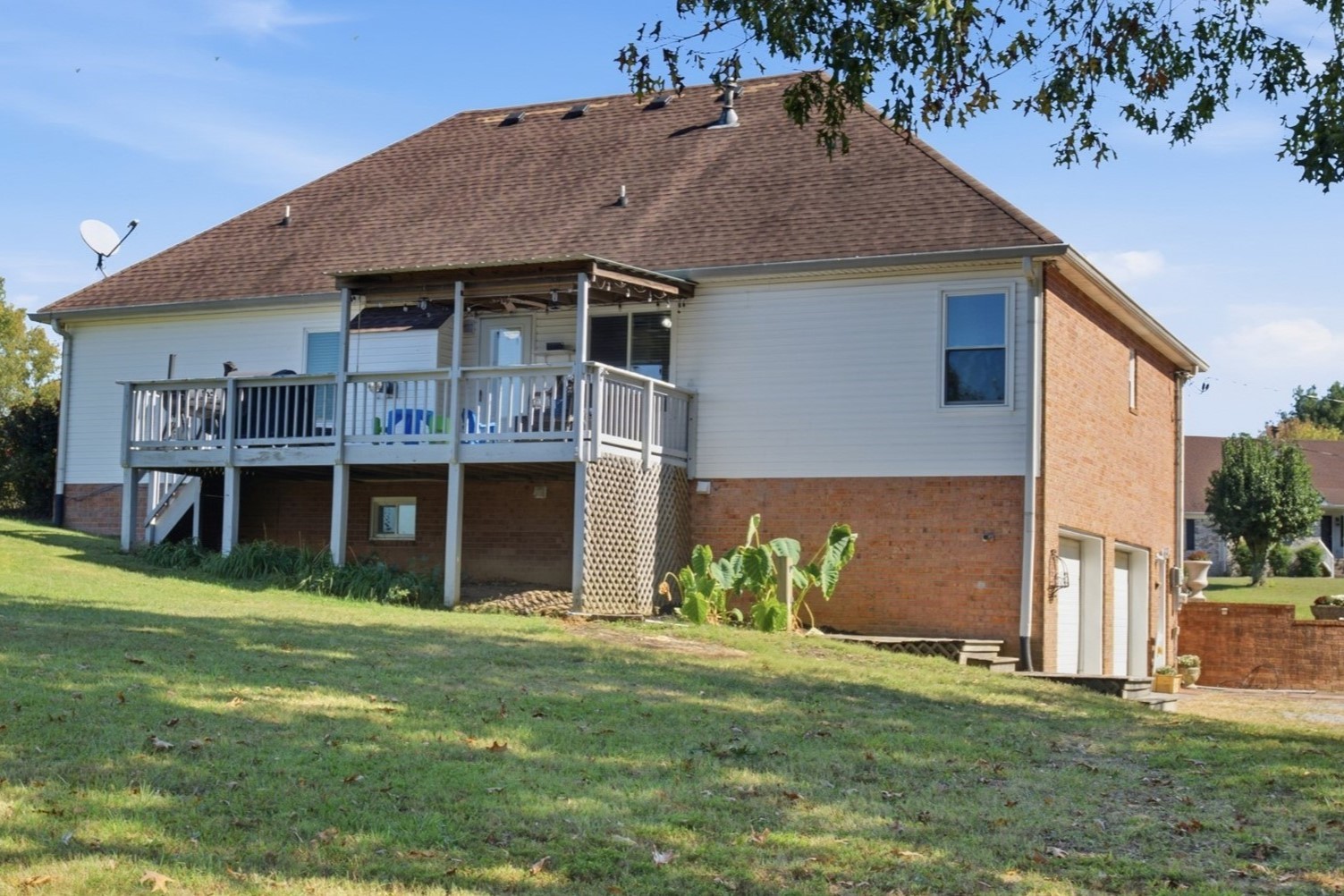 1050 Moncrief Cir Property Photo 37