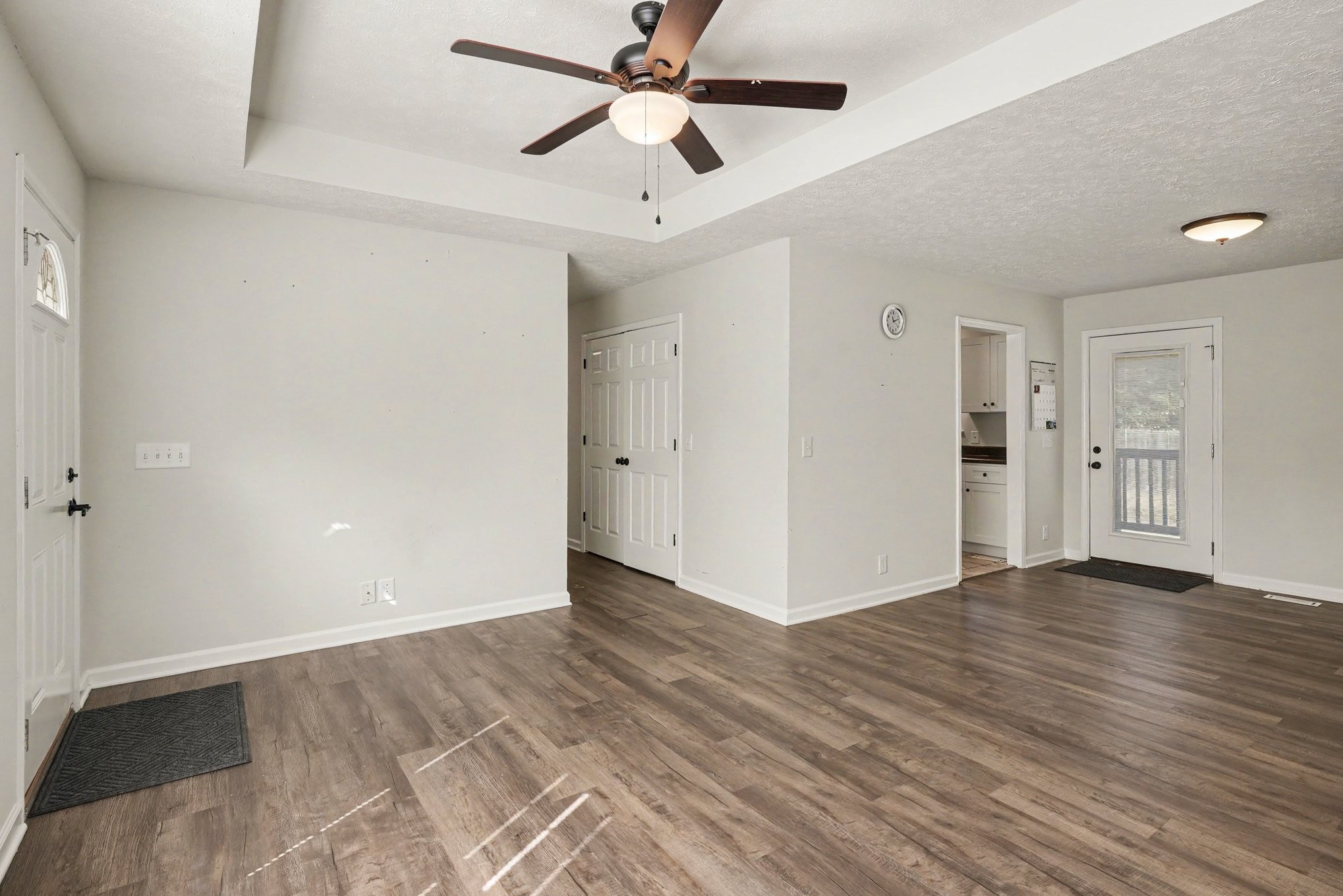 147 Greystone Dr Property Photo 3