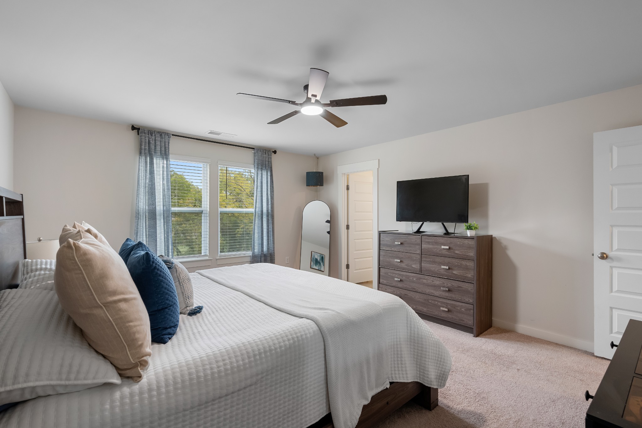 2216 Robert Gwynne Dr Property Photo 16
