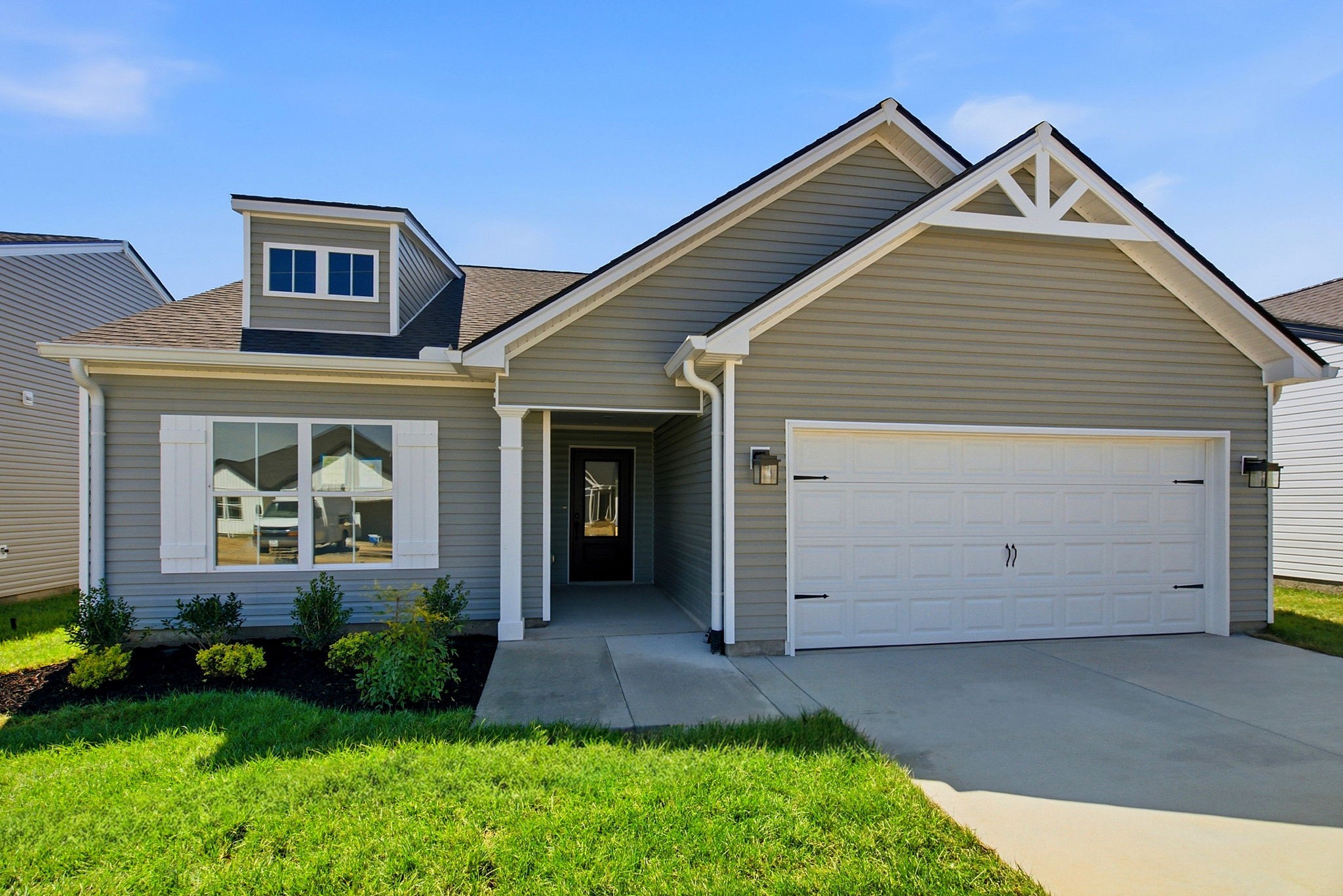2042 Northwind Ct Property Photo 4