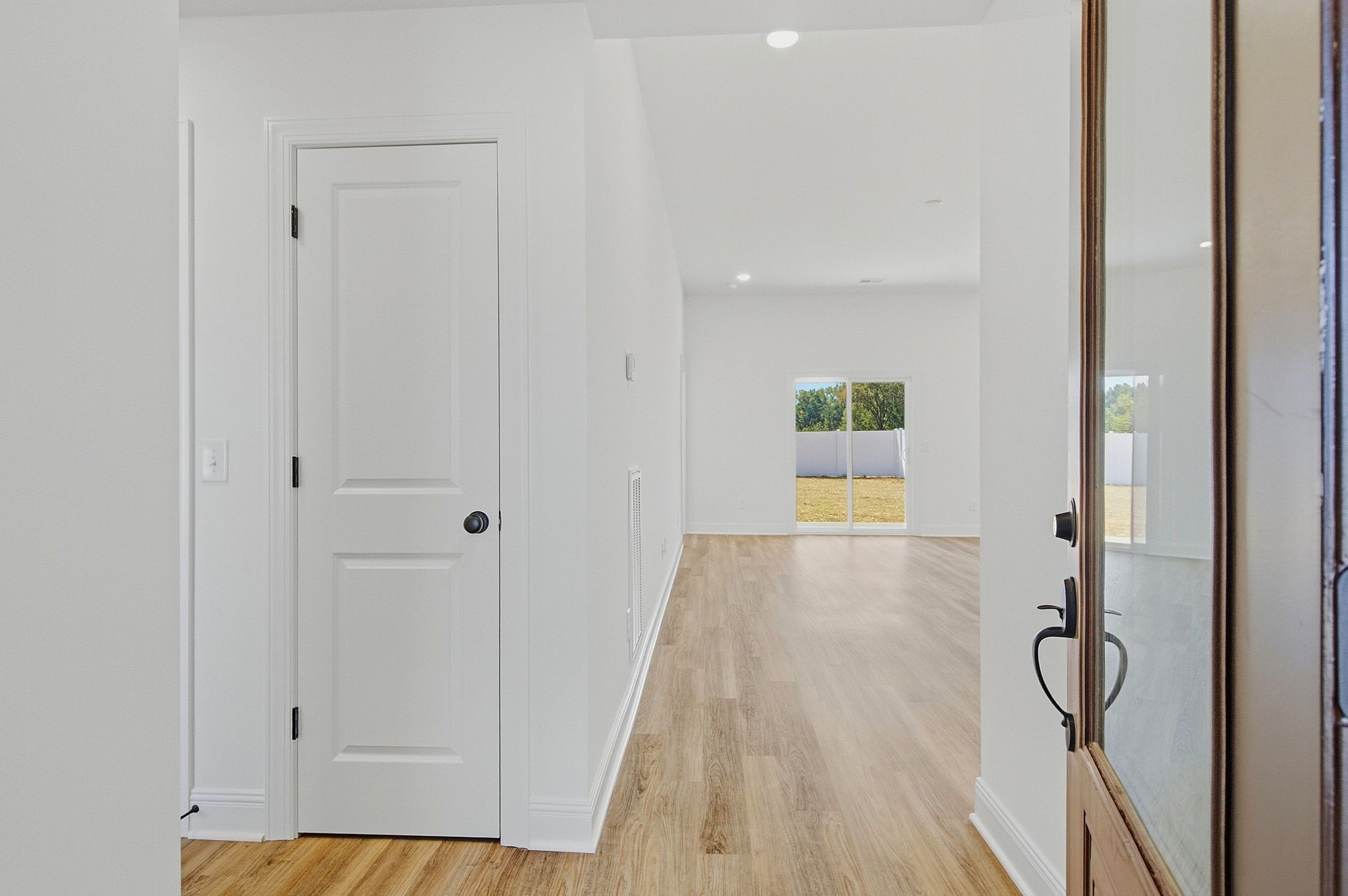 2042 Northwind Ct Property Photo 7