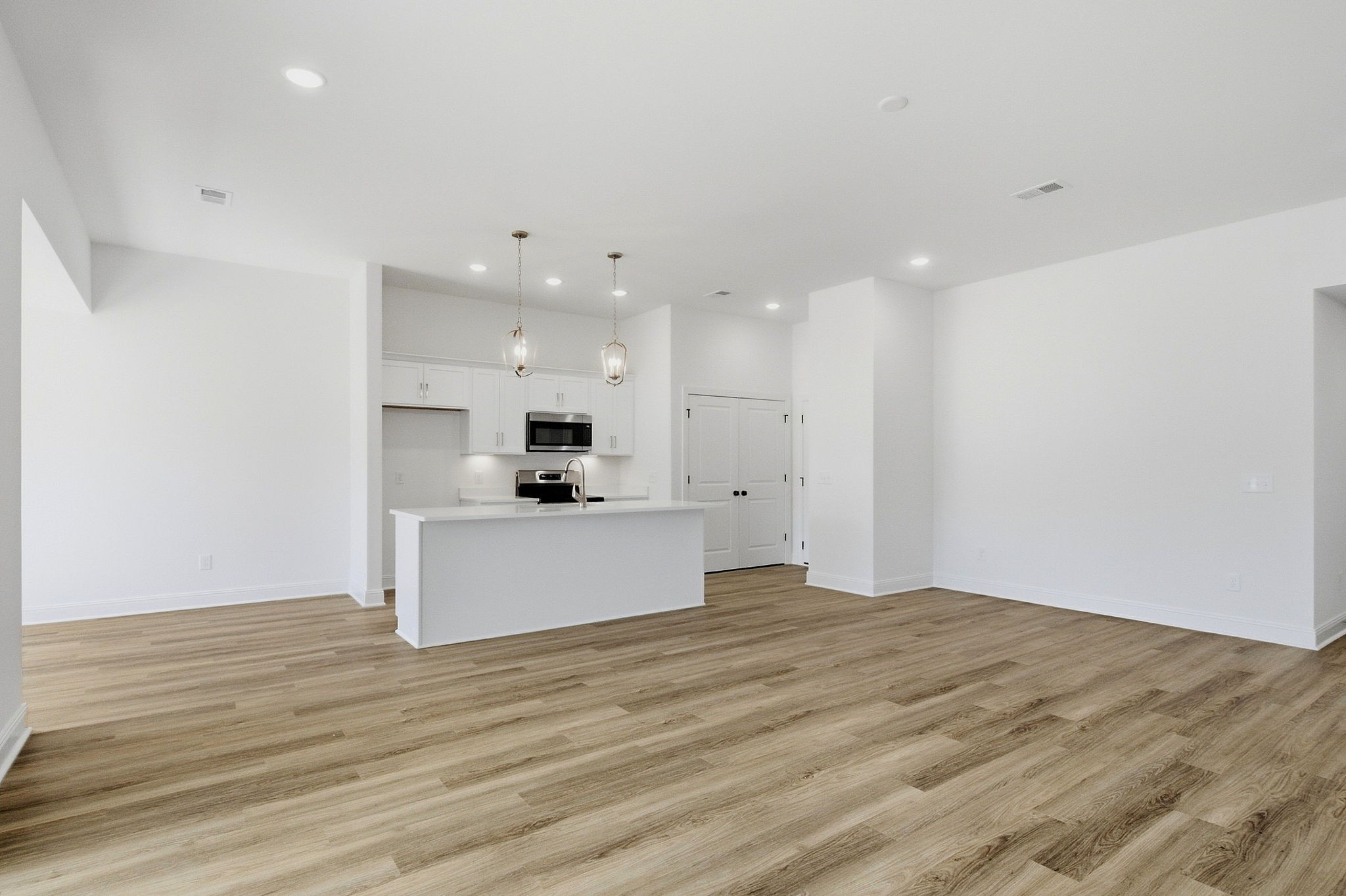 2042 Northwind Ct Property Photo 16