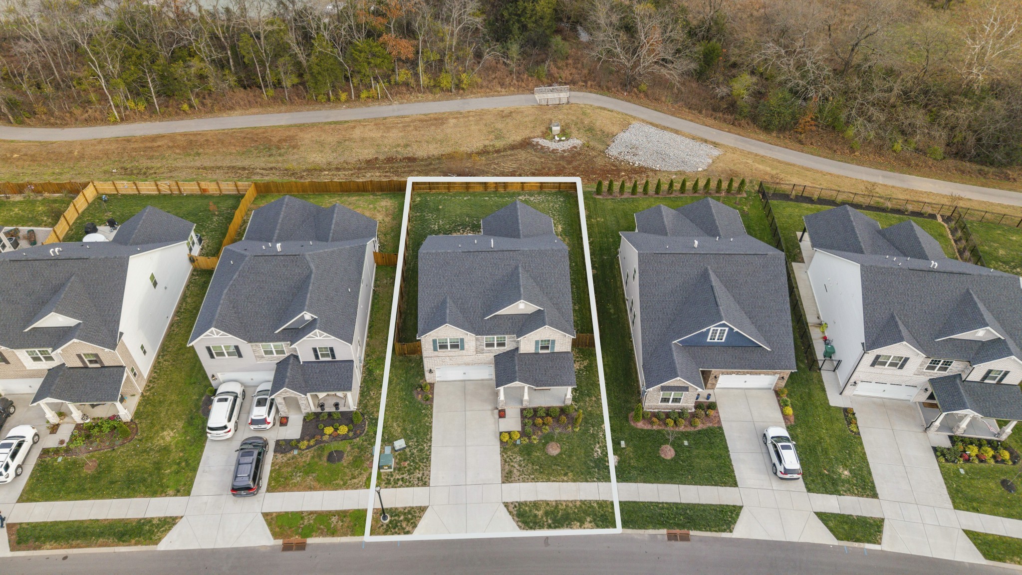 413 Mabels Way Property Photo 3