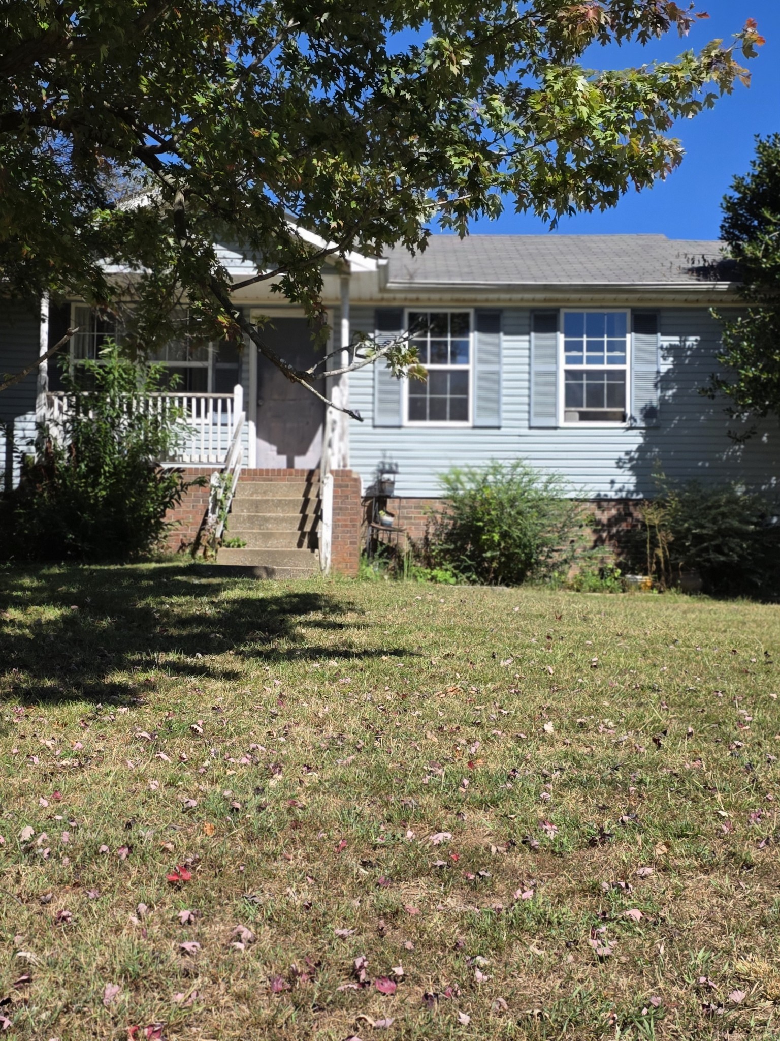 107 Grant Ave Property Photo 1