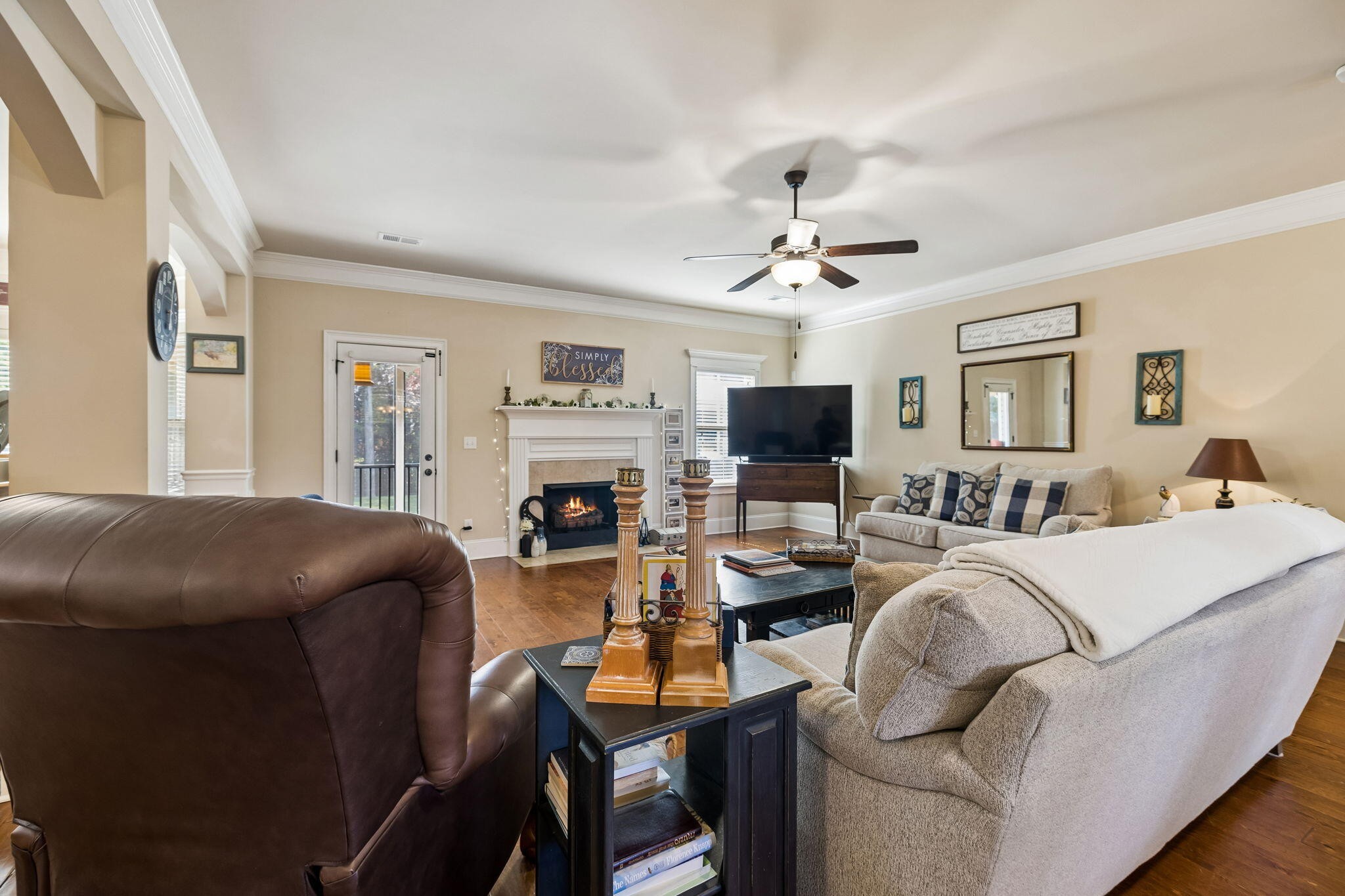 8074 Fox Glove Drive Property Photo 12