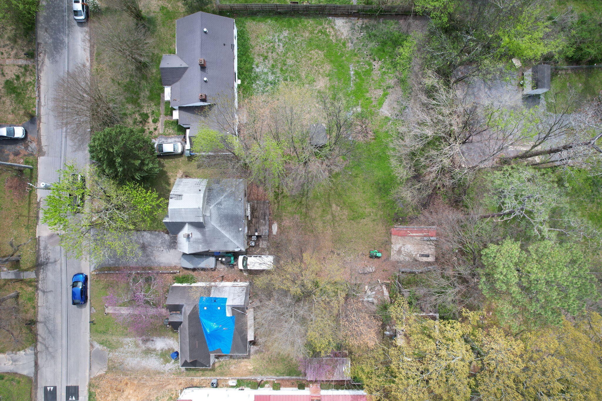 207 S Lovell Avenue Property Photo 13