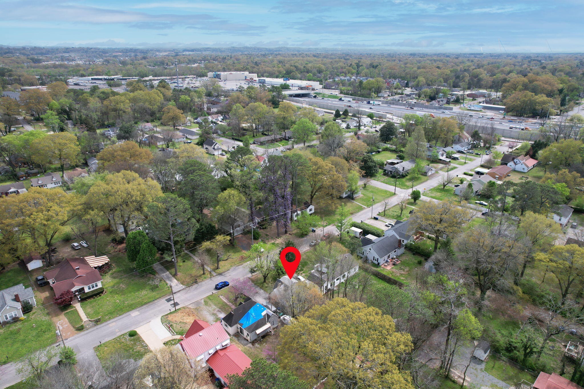 207 S Lovell Avenue Property Photo 14