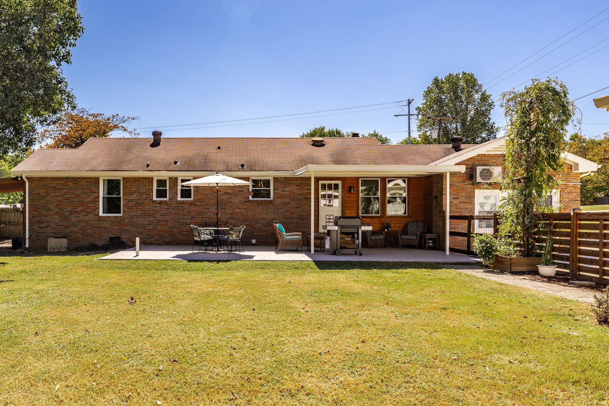 1044 Cragfront Est Loop Property Photo 54