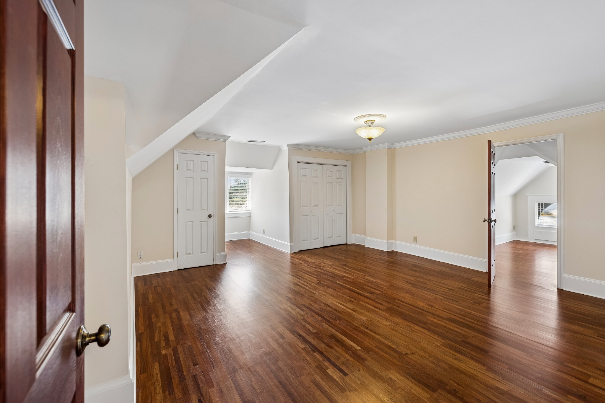 2107 10th Ave, S Property Photo 44