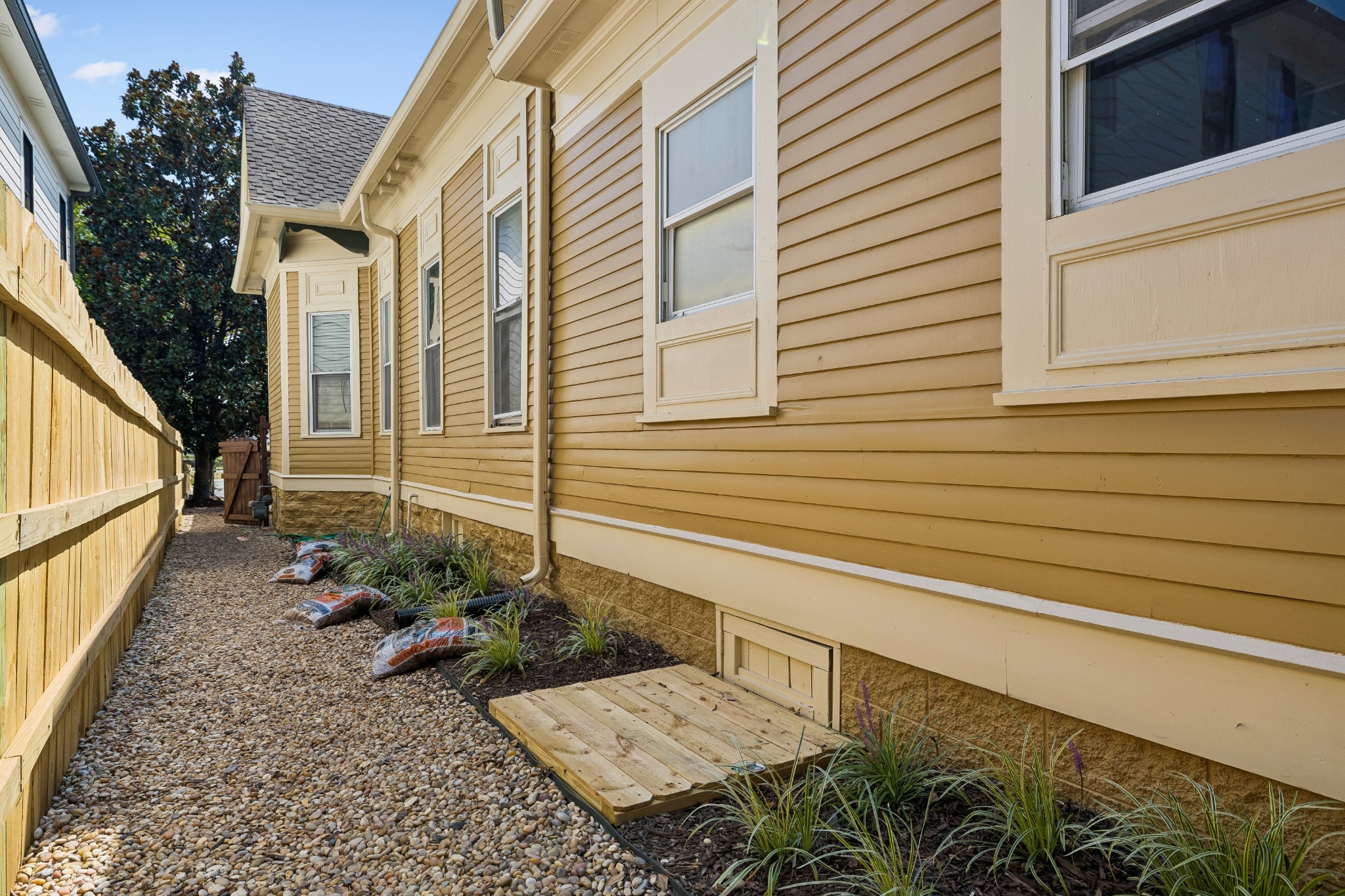 2107 10th Ave, S Property Photo 50