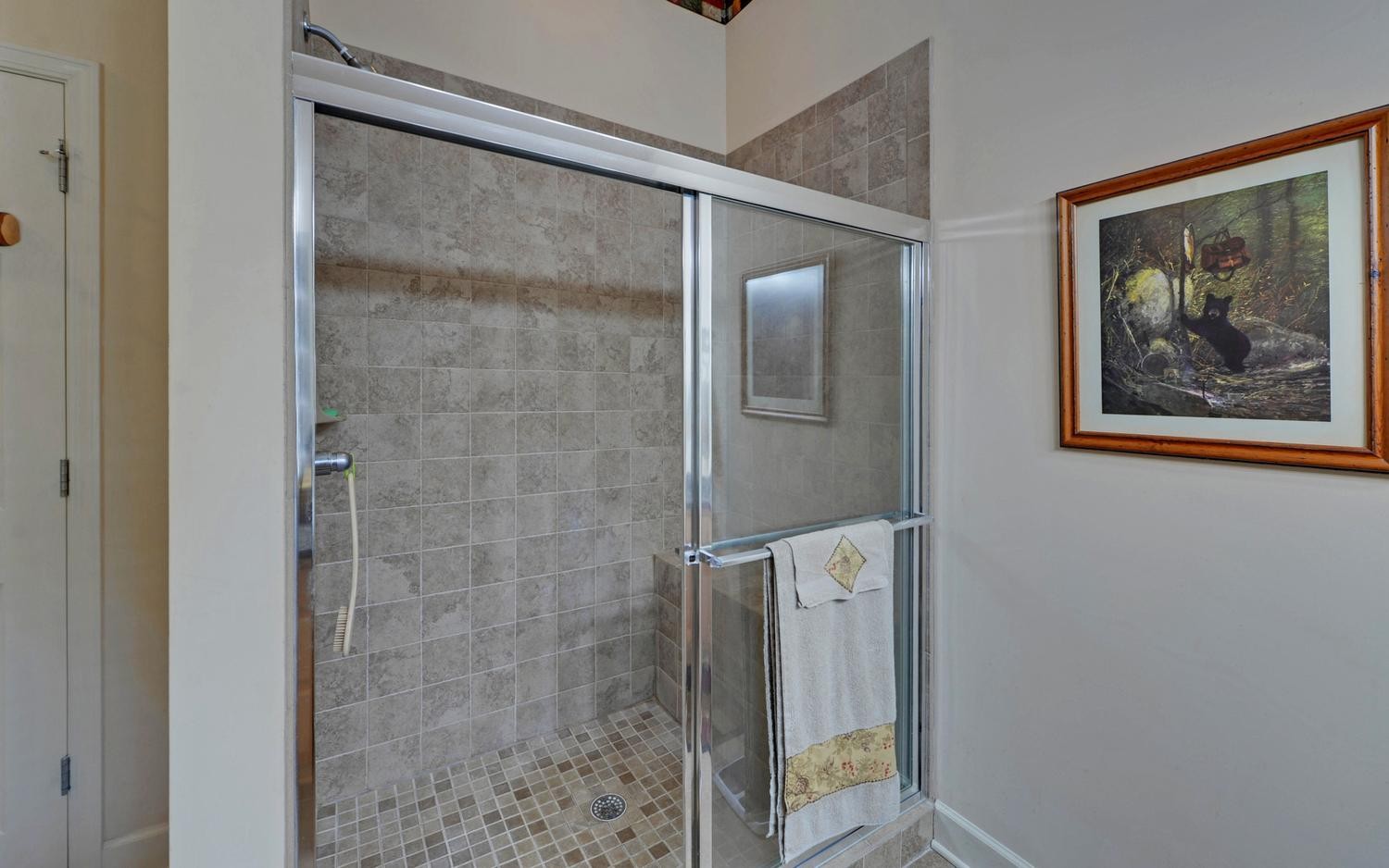 10 Piper Ln Property Photo 24