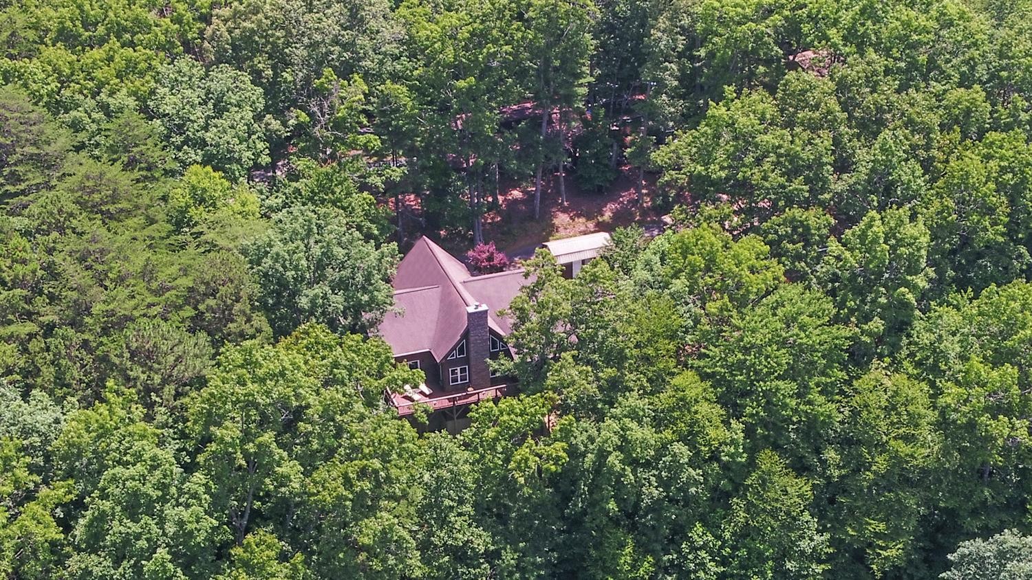 10 Piper Ln Property Photo 60
