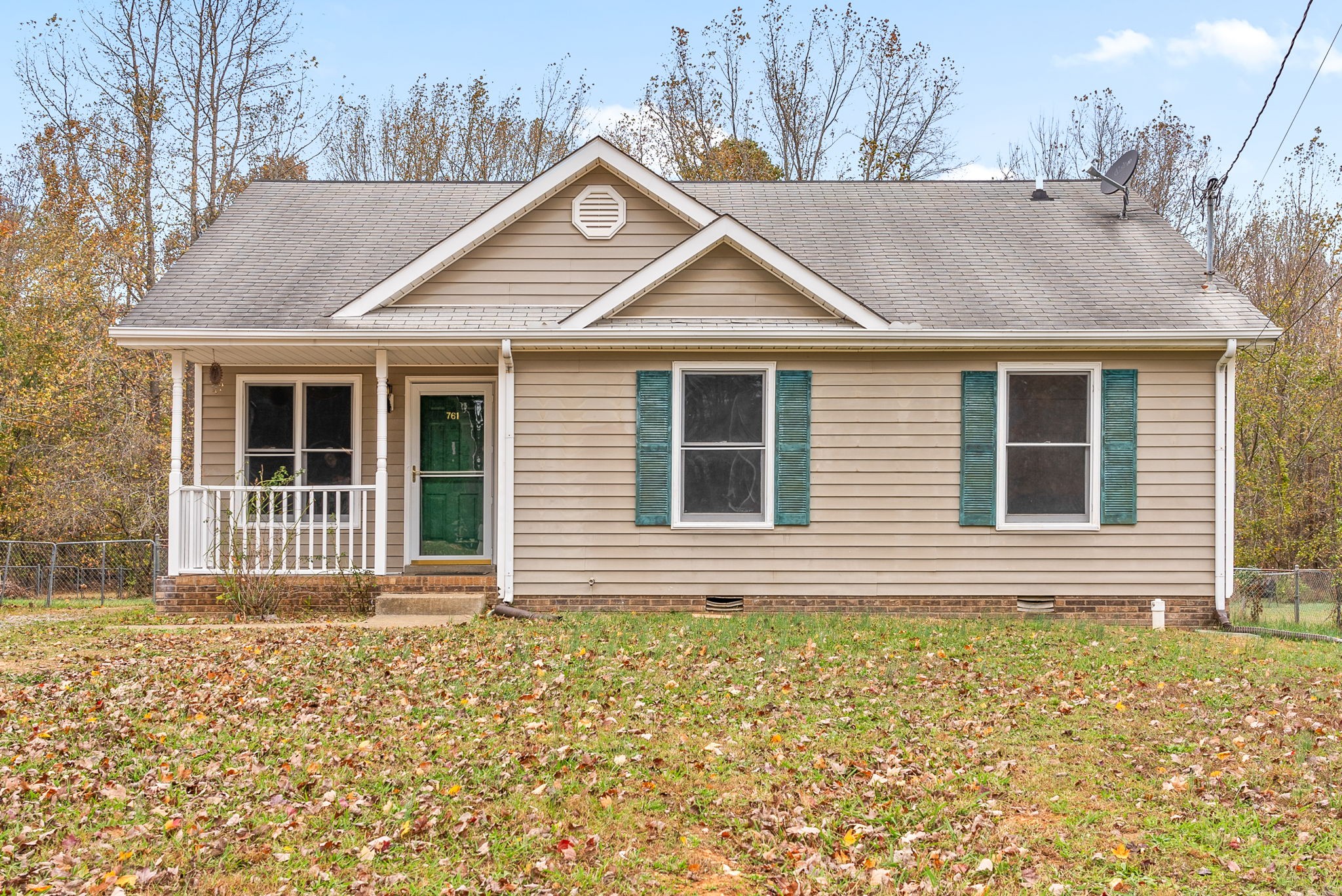 761 Spees Dr Property Photo 1