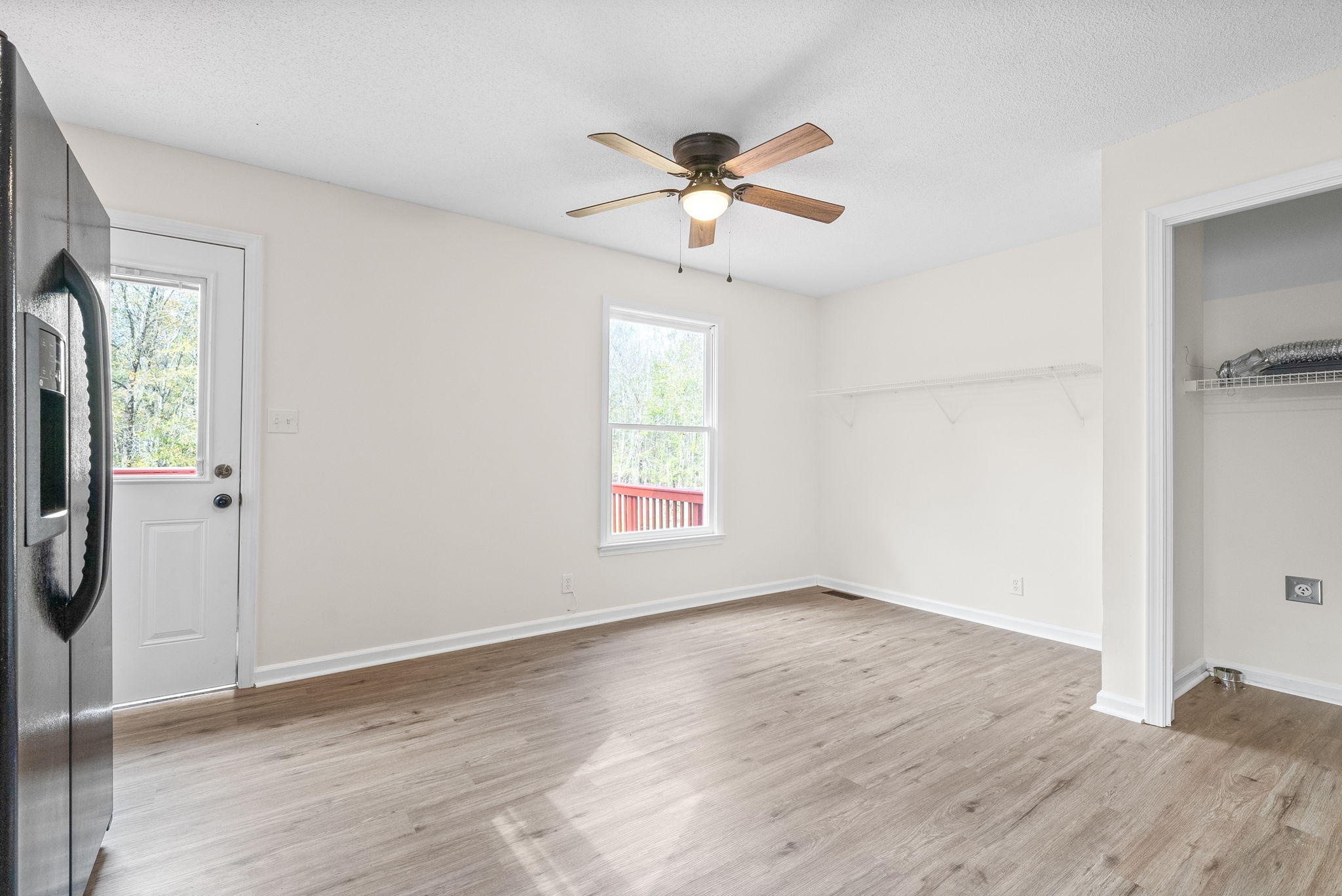 761 Spees Dr Property Photo 11