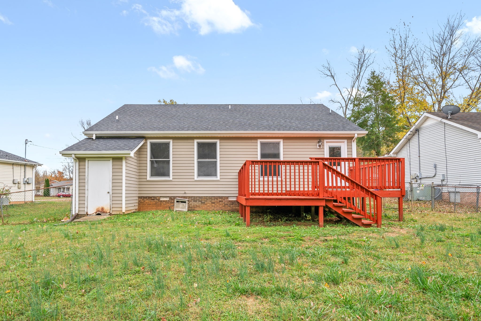 761 Spees Dr Property Photo 23