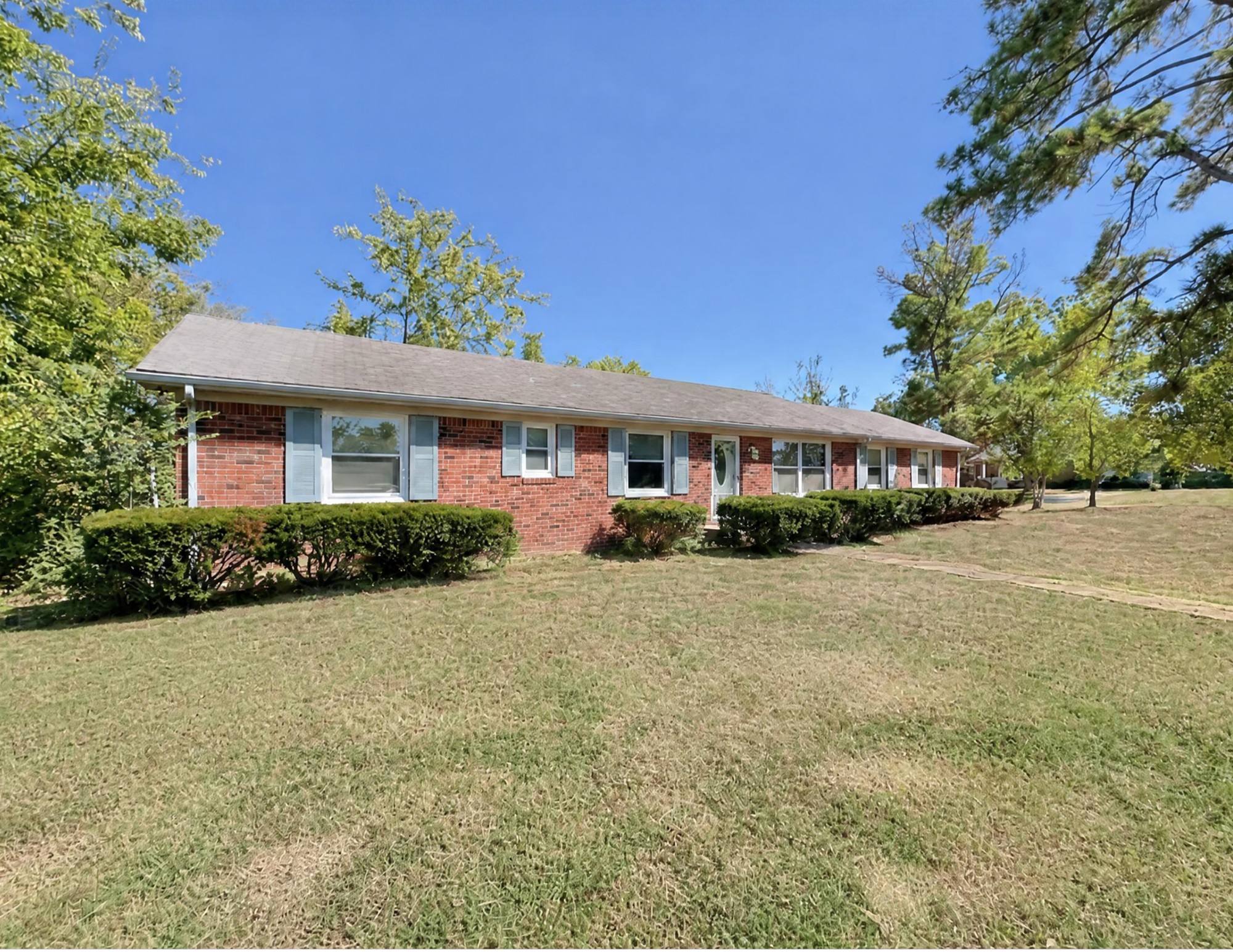 155 Ridgecrest Dr Property Photo 2