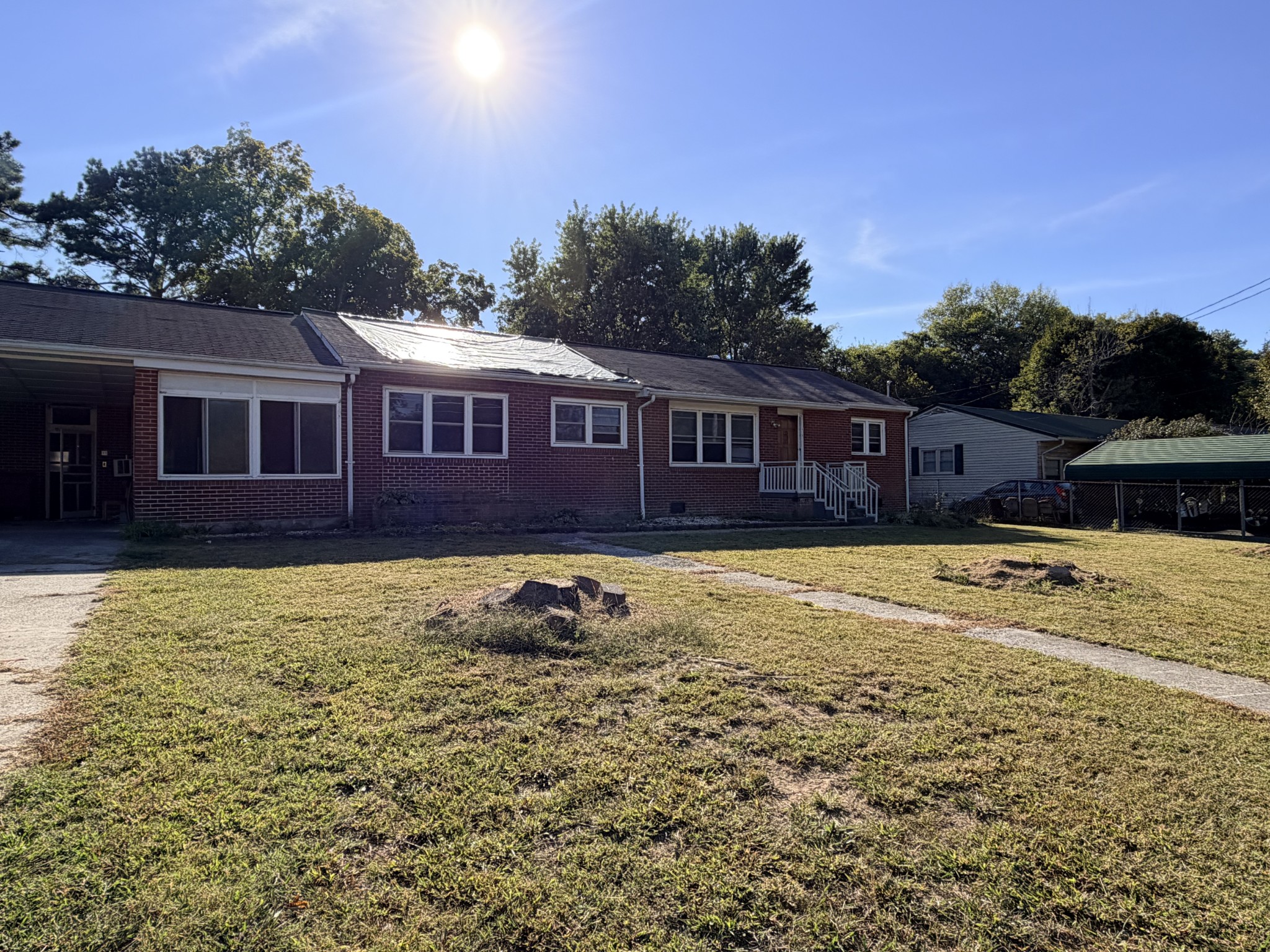317 Woodlawn Dr Property Photo 1