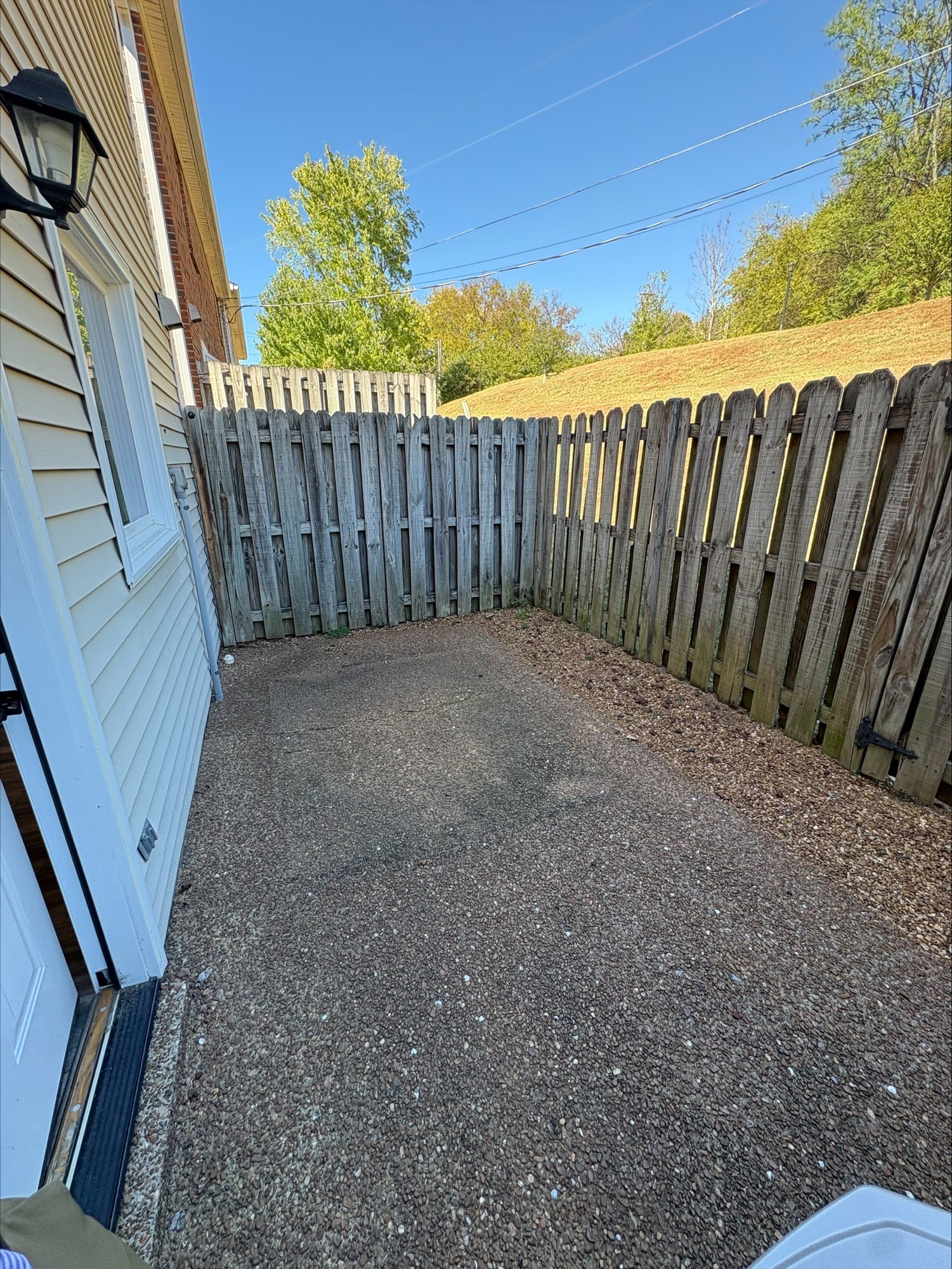 200 N Royal Oaks Blvd Property Photo 9