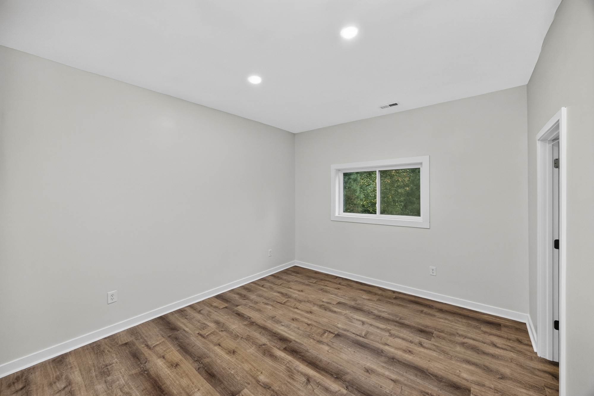 162 Webb Rd Ext Property Photo 33