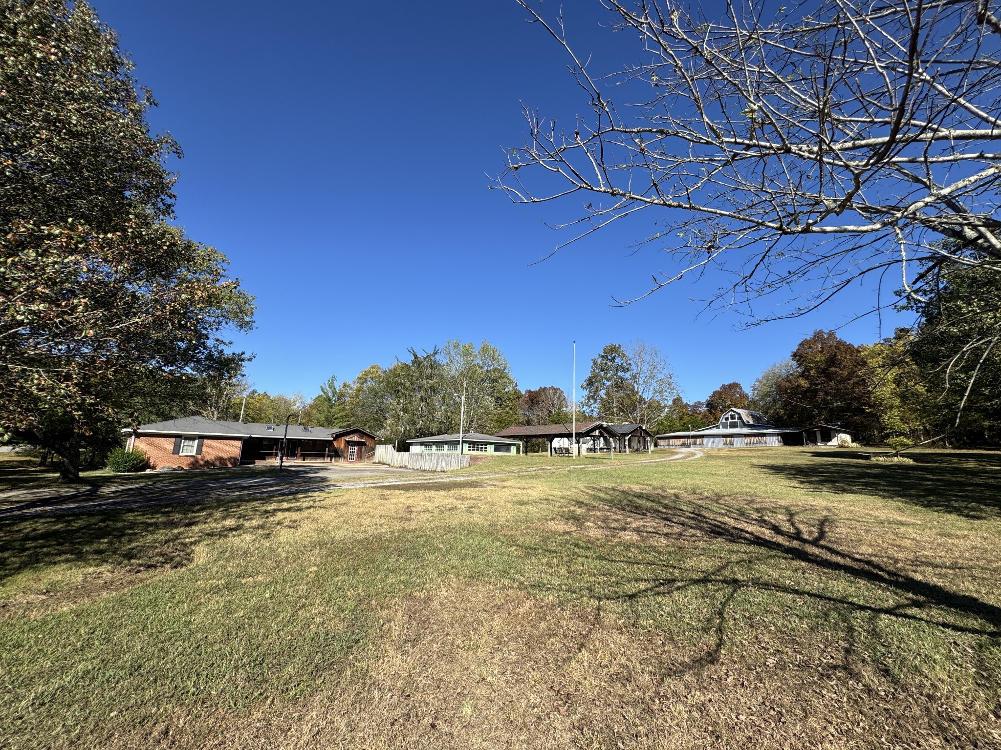 475 Lindsley Rd Property Photo 11