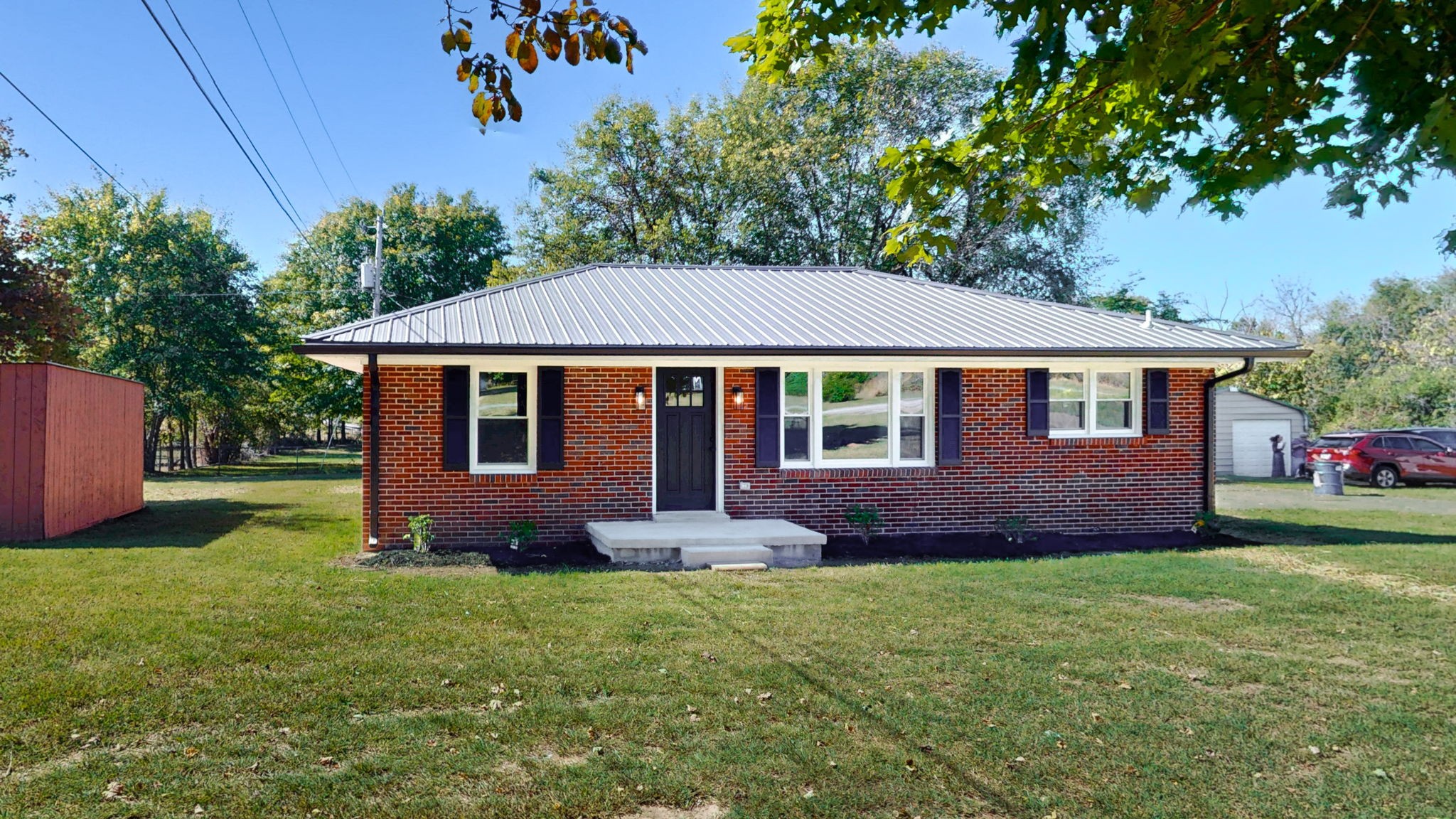 4866 Highway 41a, S Property Photo 1