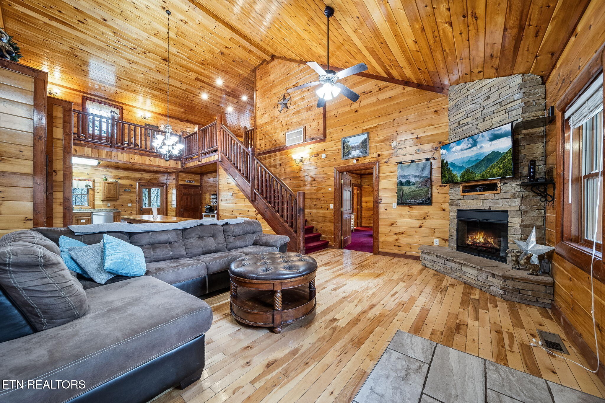 225 Amet Way Property Photo 8