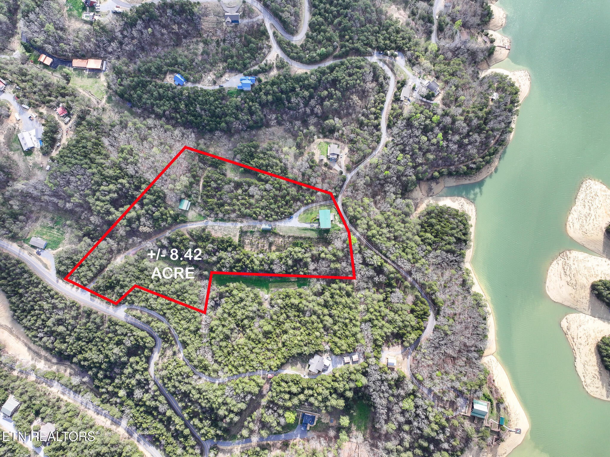 2440 Levee Way Property Photo 8