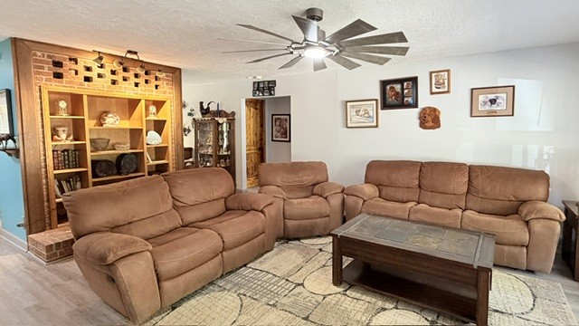 4550 Hyndsver Rd Property Photo 5