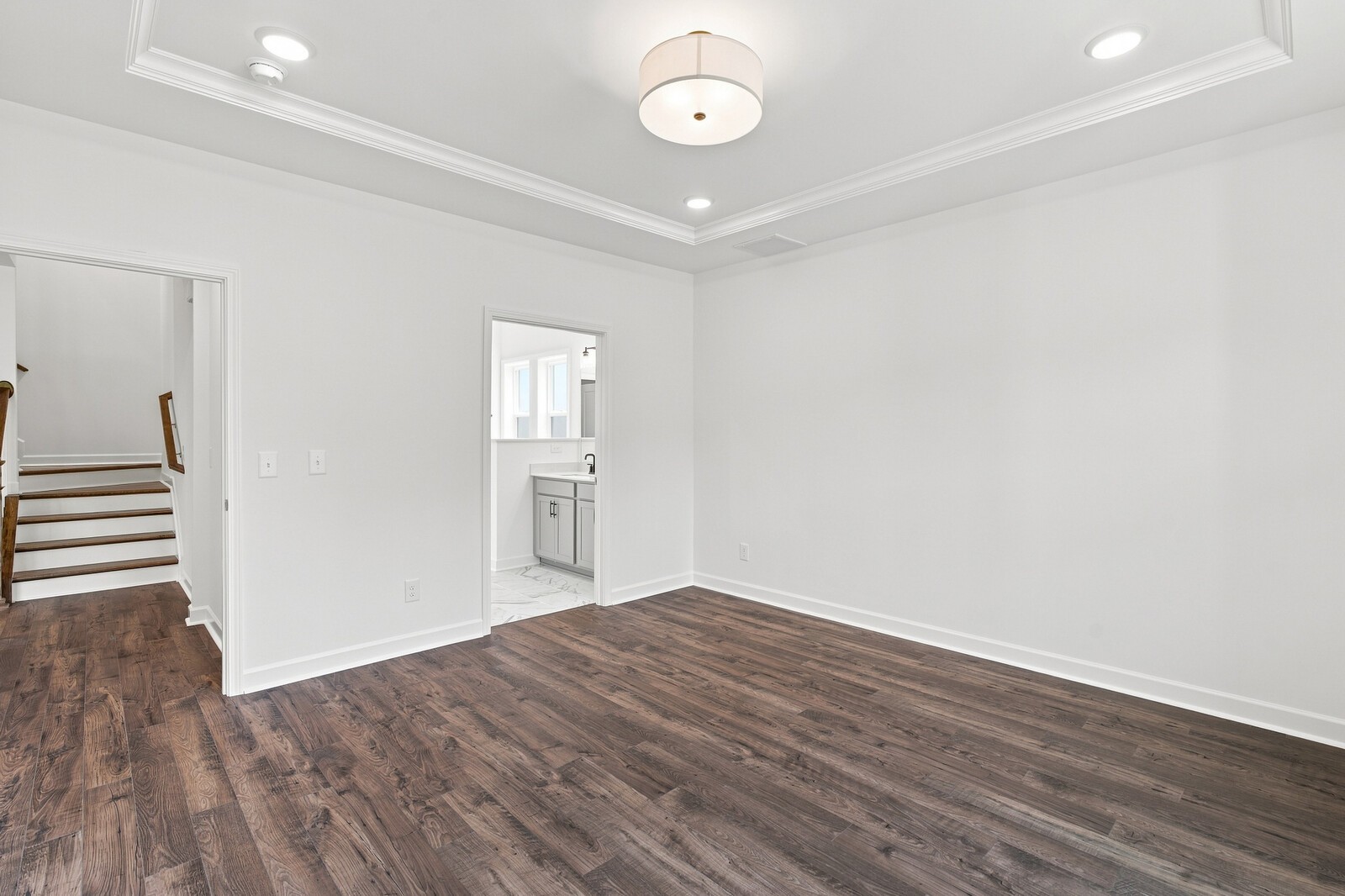 1057 Cherry Tree Dr Property Photo 6