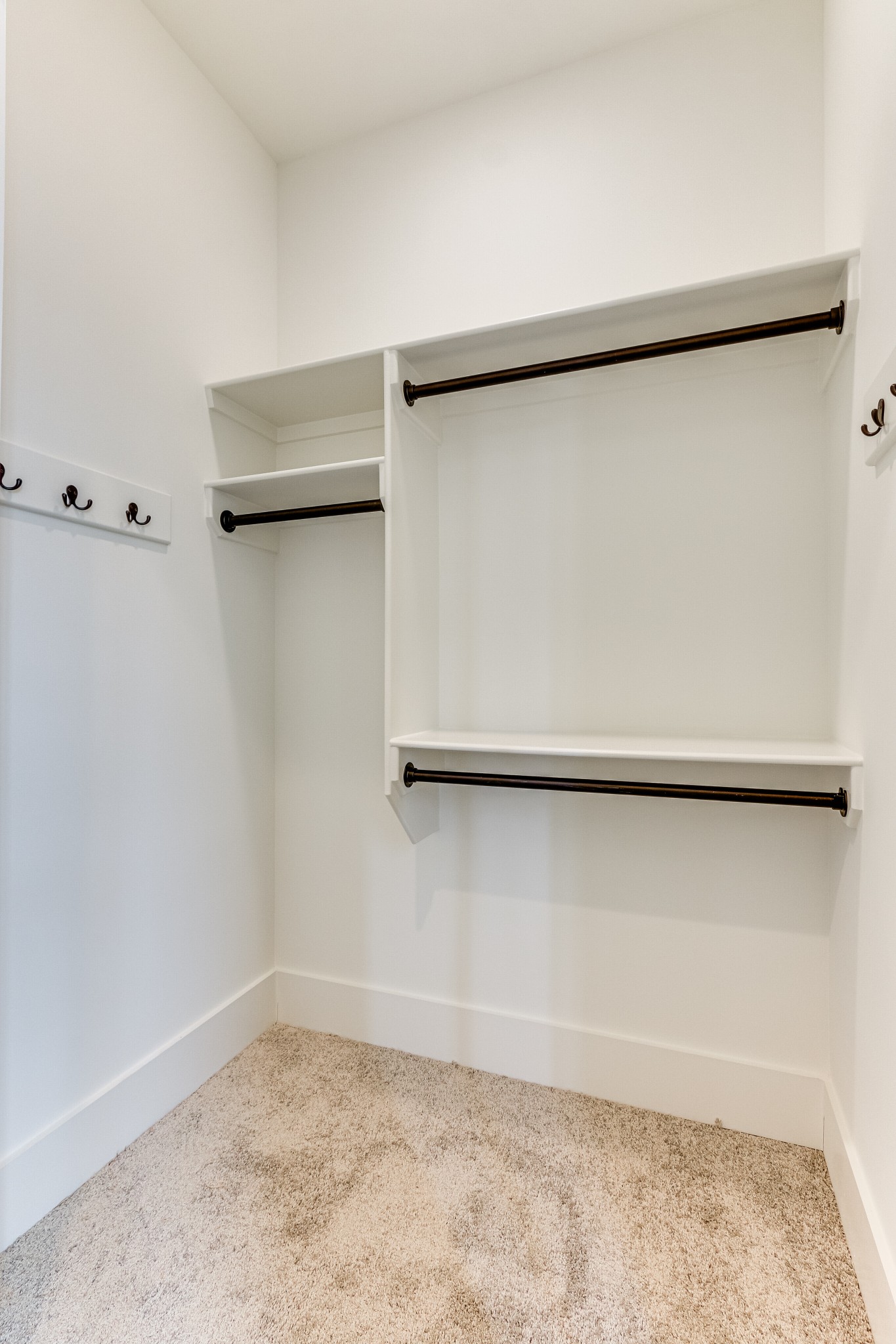 2405 Kailey Springs Way Property Photo 37