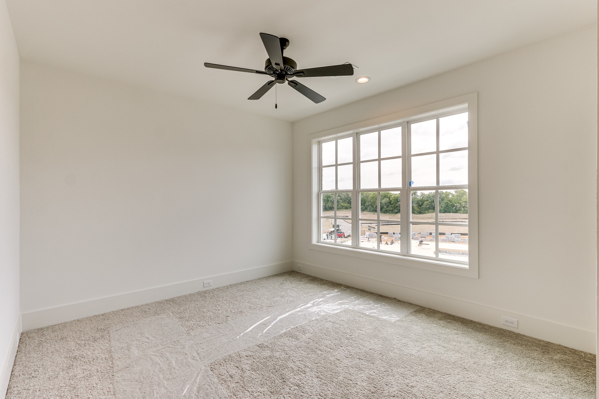 2405 Kailey Springs Way Property Photo 39