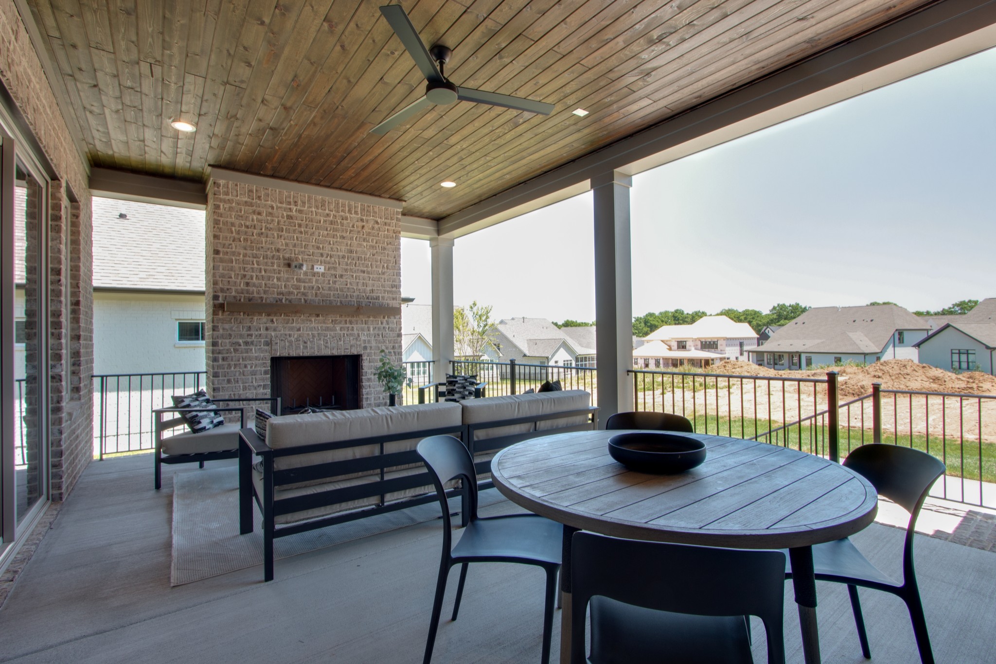 2405 Kailey Springs Way Property Photo 86