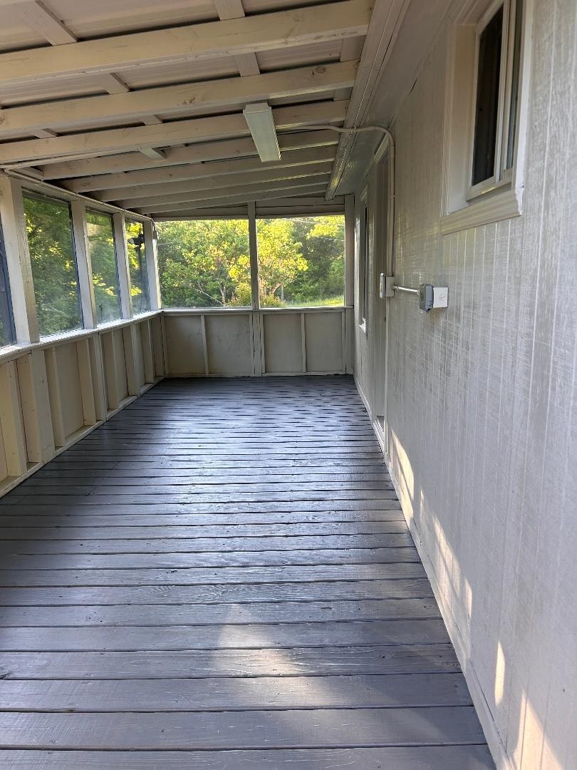 10030 Coles Ferry Pike Property Photo 18