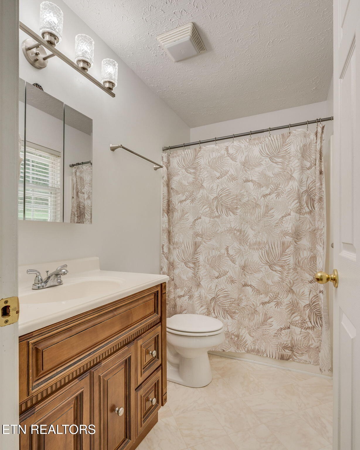 108 Plymouth Property Photo 13