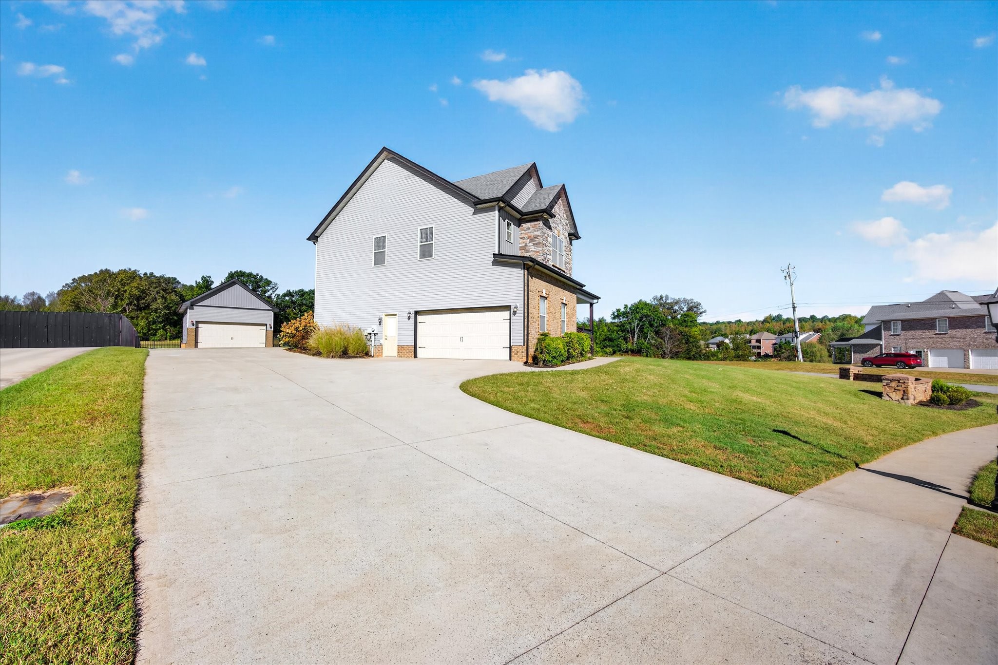 1000 Promenade Dr Property Photo 5