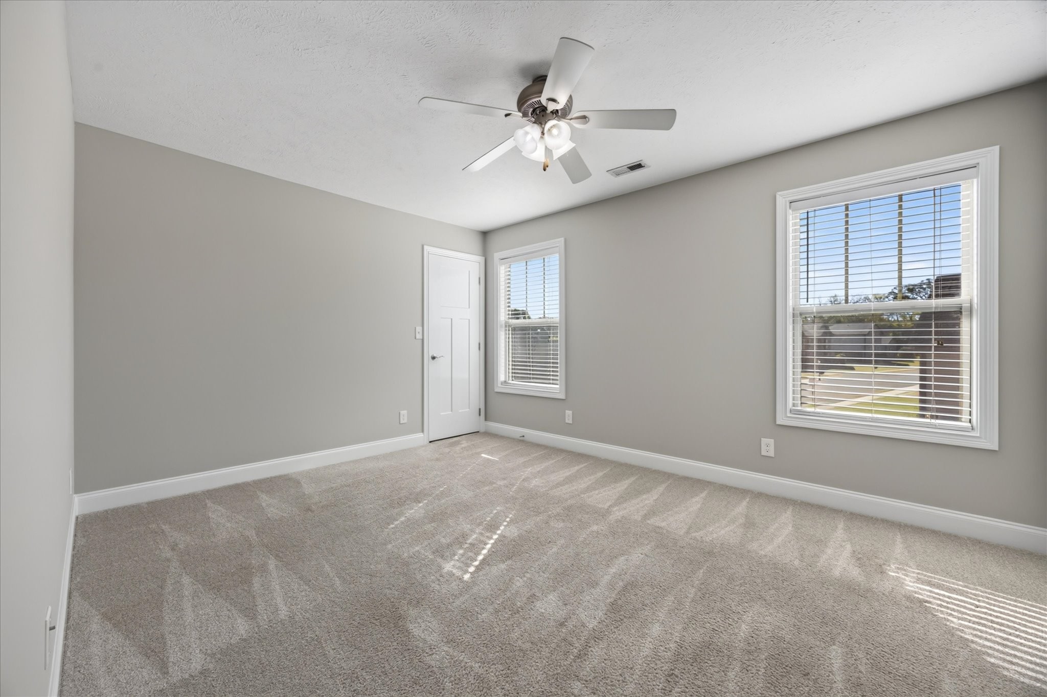 1000 Promenade Dr Property Photo 45
