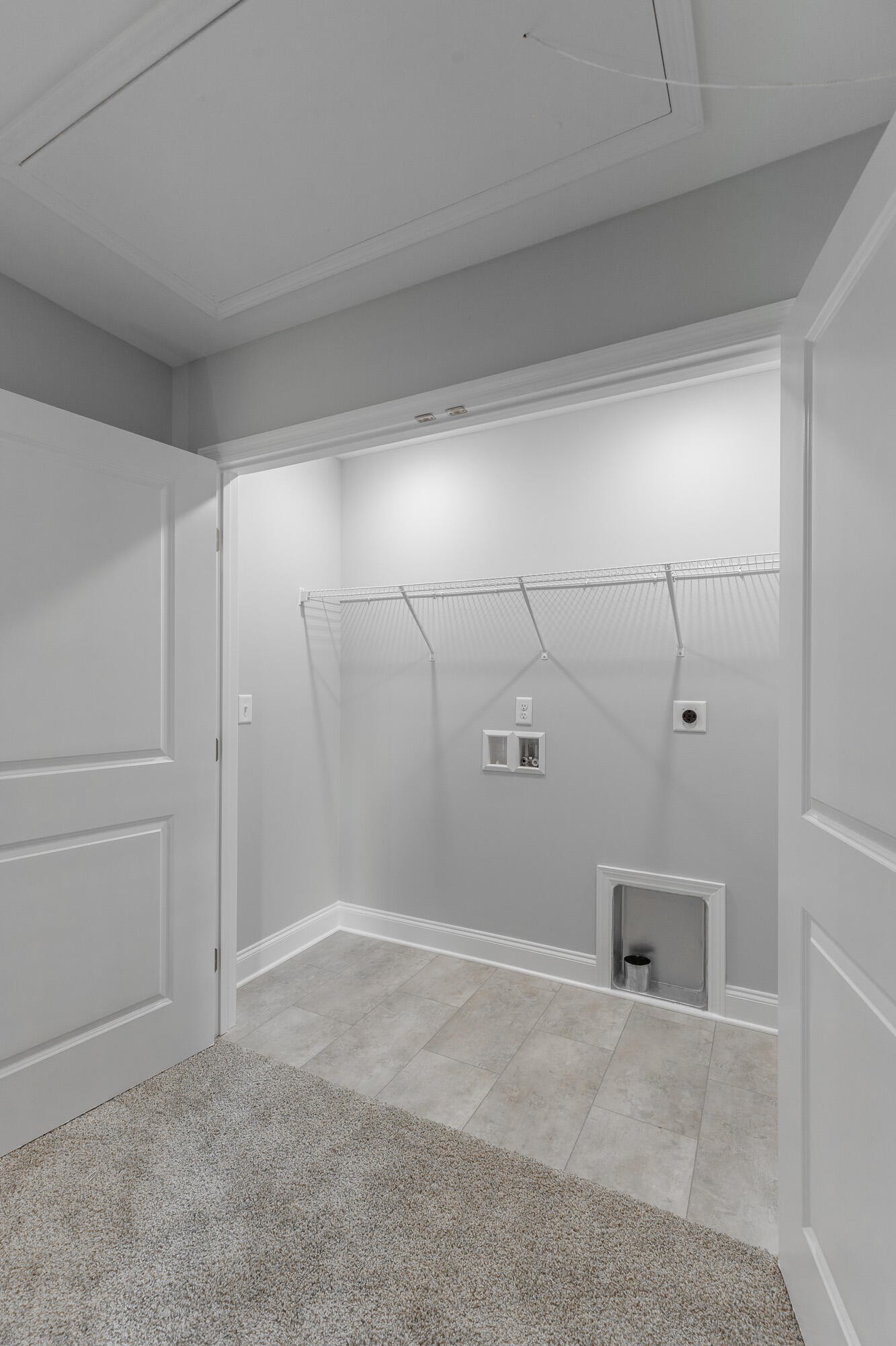 1919 Clearview Drive Property Photo 6
