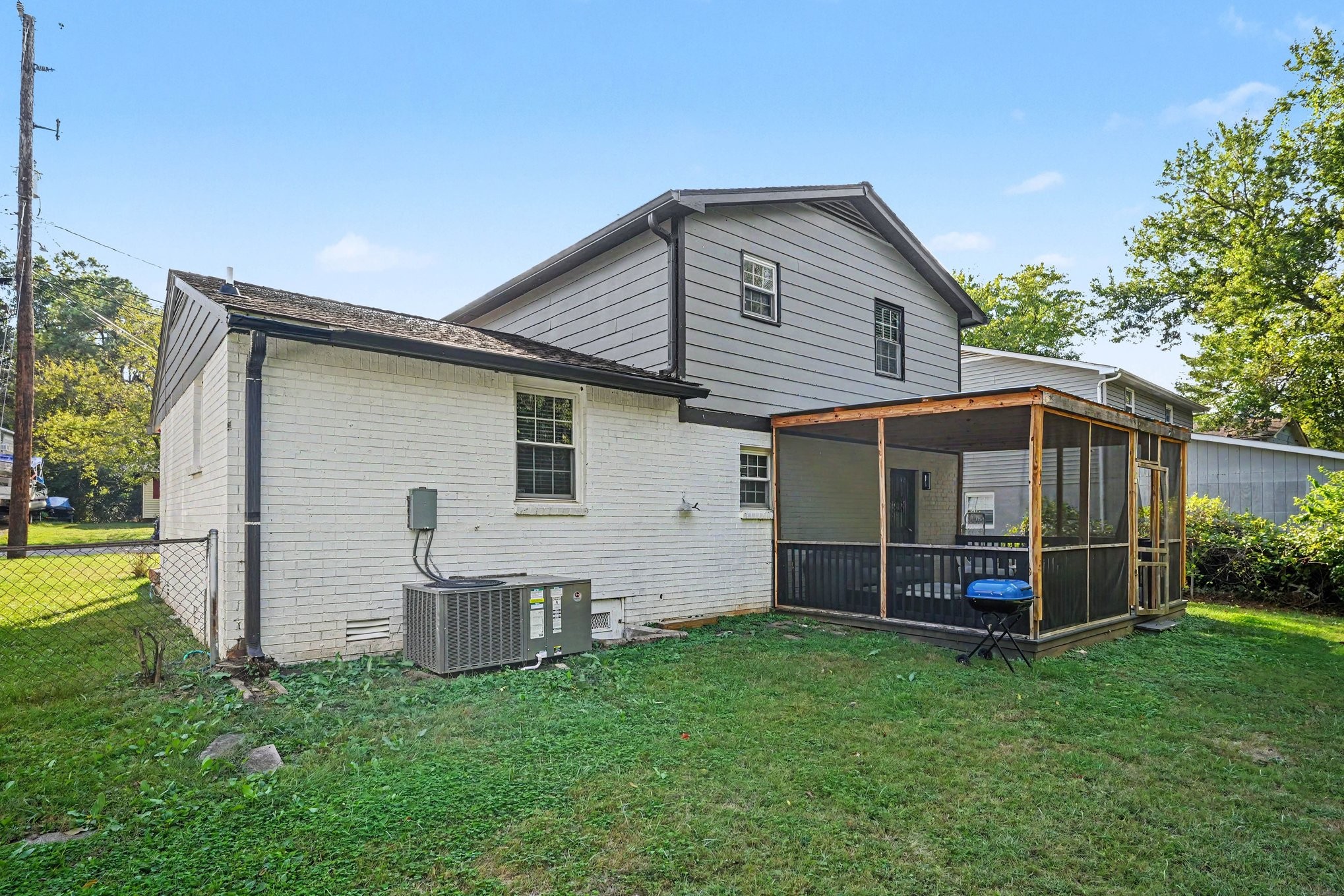 4880 Barclay Square Dr Property Photo 21